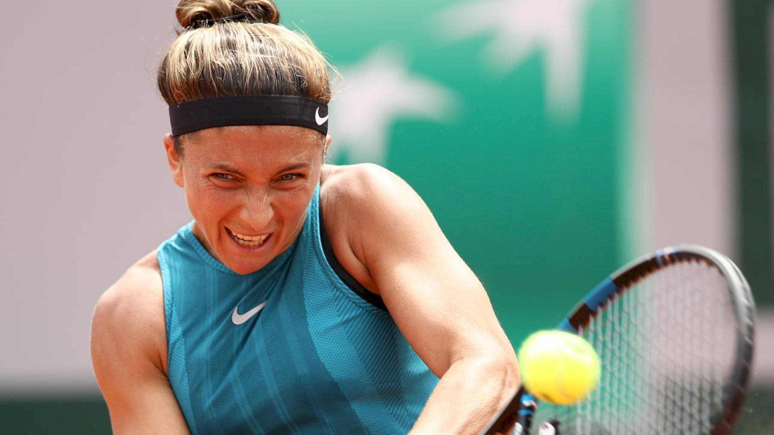 Sara Errani, female tennis player, yellow ball, Full HD Desktop Wallpaper