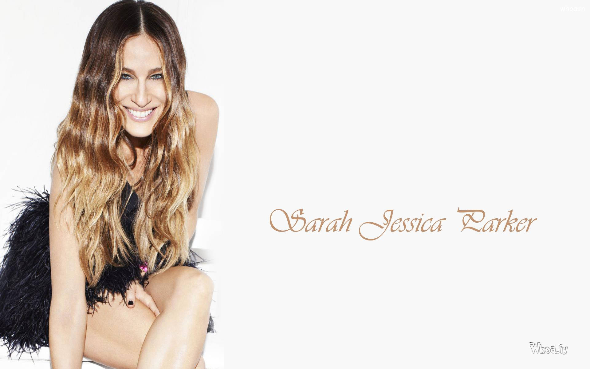 Sarah Jessica Parker, black feathered top, long wavy blonde hair, Full HD Desktop Wallpaper