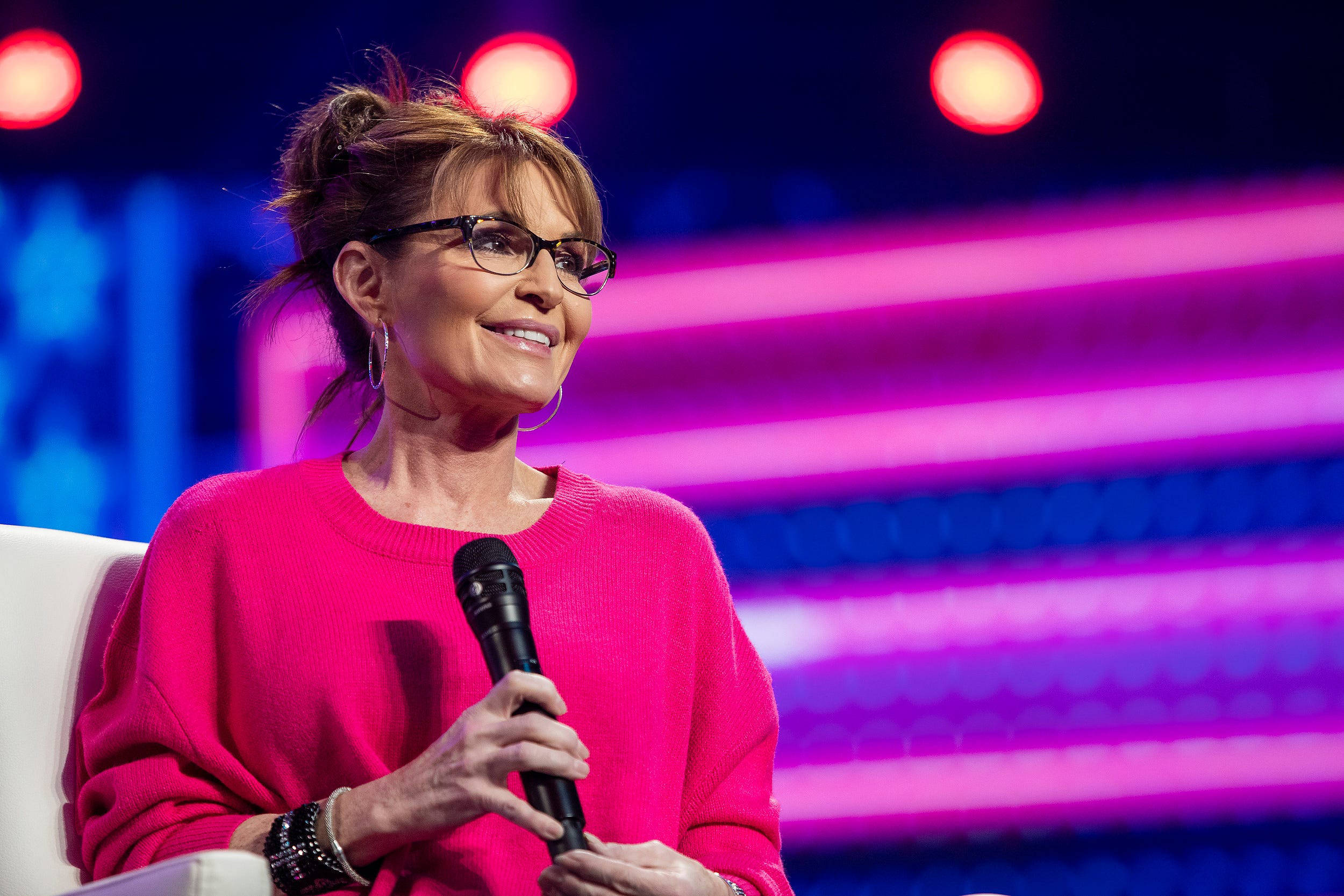 Sarah Palin, microphone, stage, Full HD Desktop Wallpaper