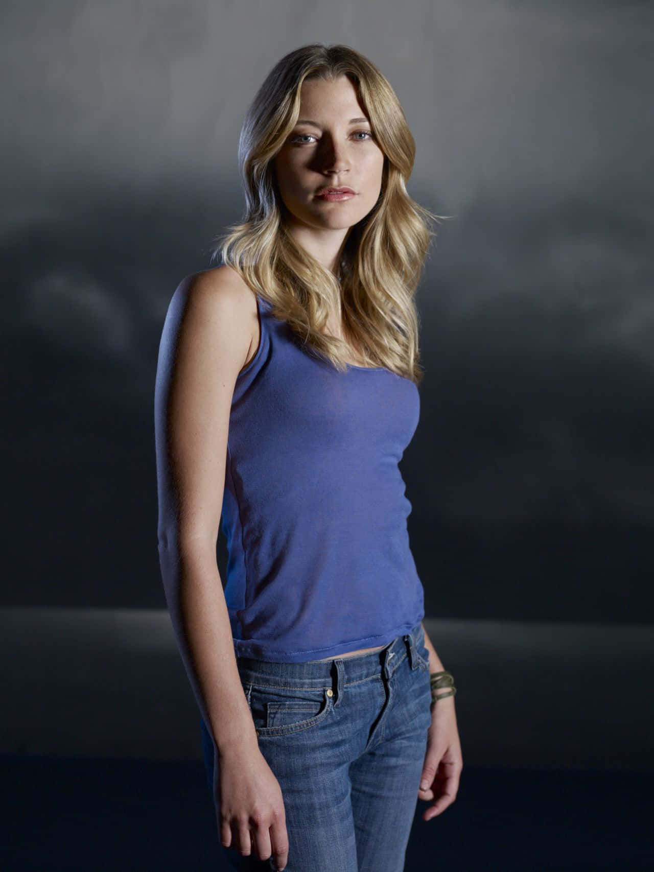 Sarah Roemer, blonde hair, blue tank top, HD Phone Wallpaper