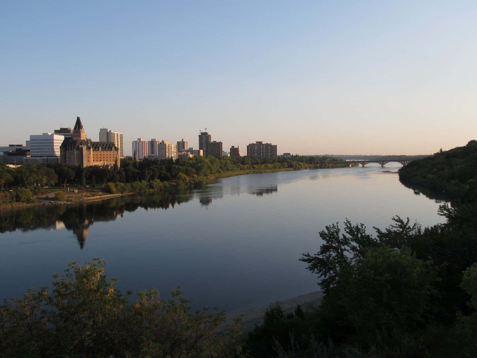 Saskatoon, golden hour, city skyline, HD Desktop Wallpaper