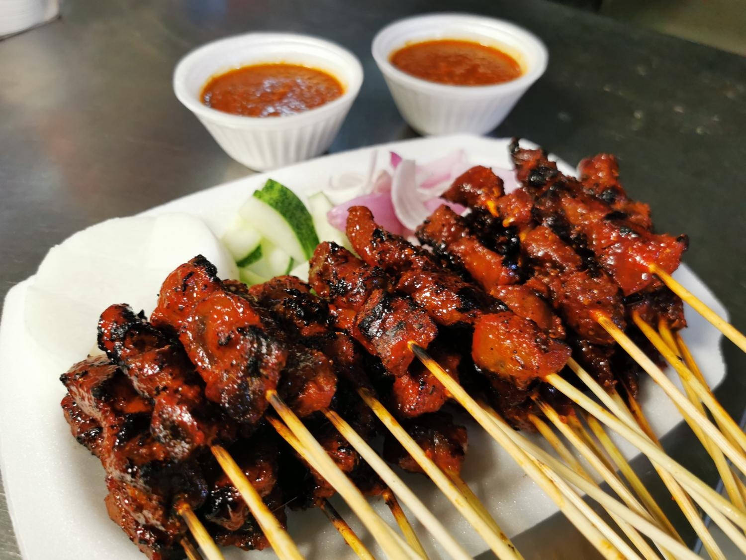 Satay, cucumber salad, grilled meat skewers, HD Desktop Wallpaper