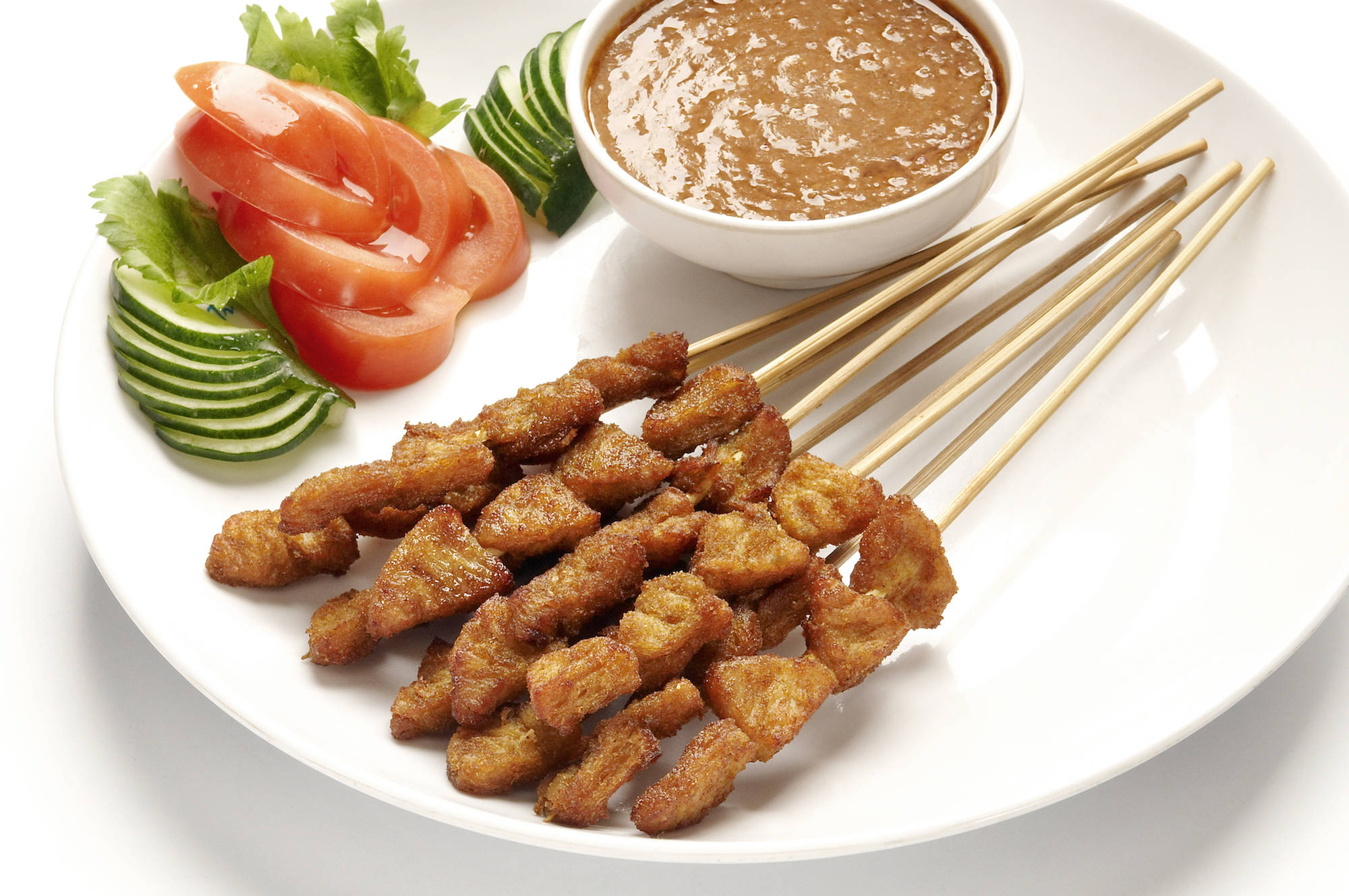 chicken satay, Southeast Asian dish, white plate, Full HD Desktop Wallpaper