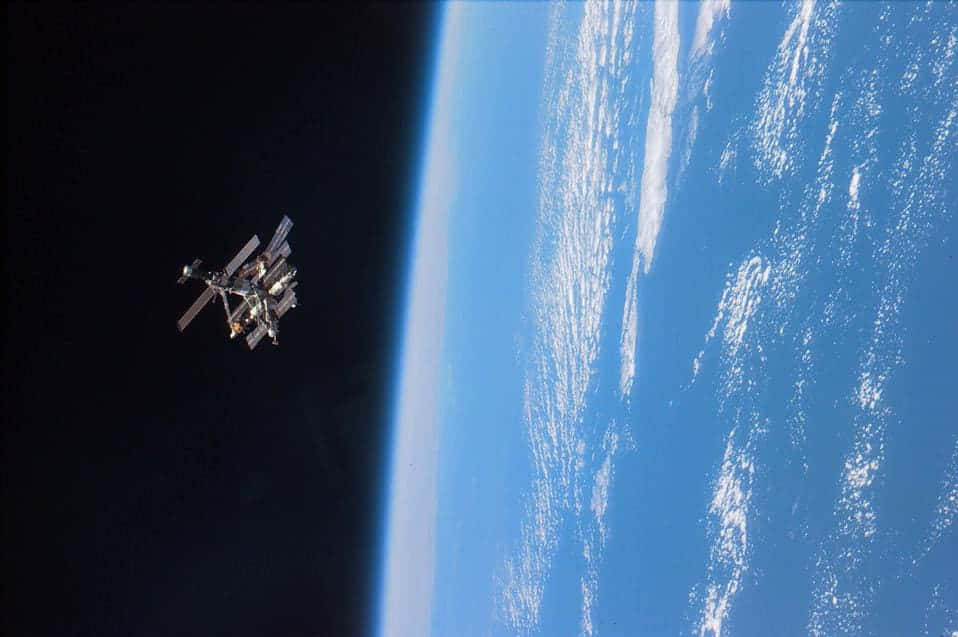 satellite technology, space station, Earth, SD Desktop Wallpaper