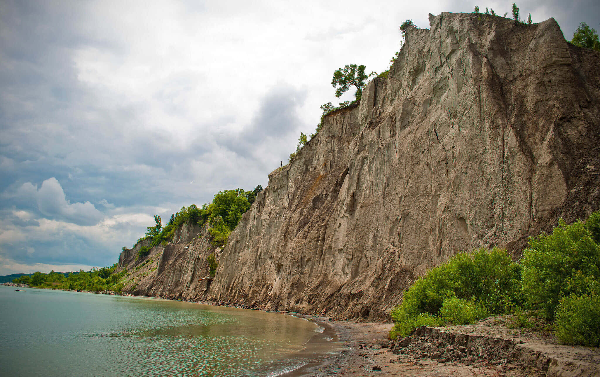 Scarborough Bluffs, cliffside view, rocky cliff face, Full HD Desktop Wallpaper