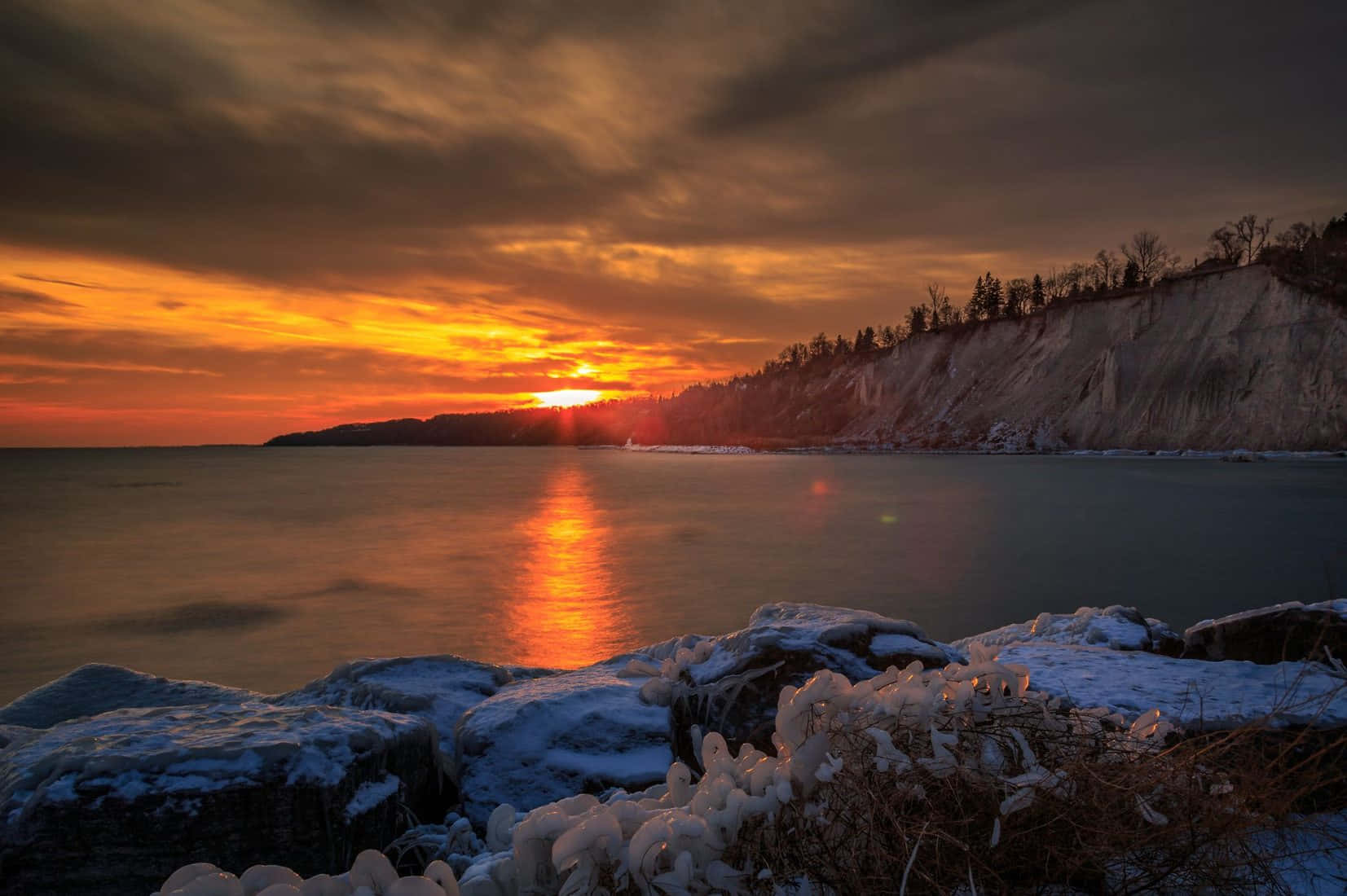 Scarborough Bluffs, winter sunset, frozen lakeside, HD Desktop Wallpaper