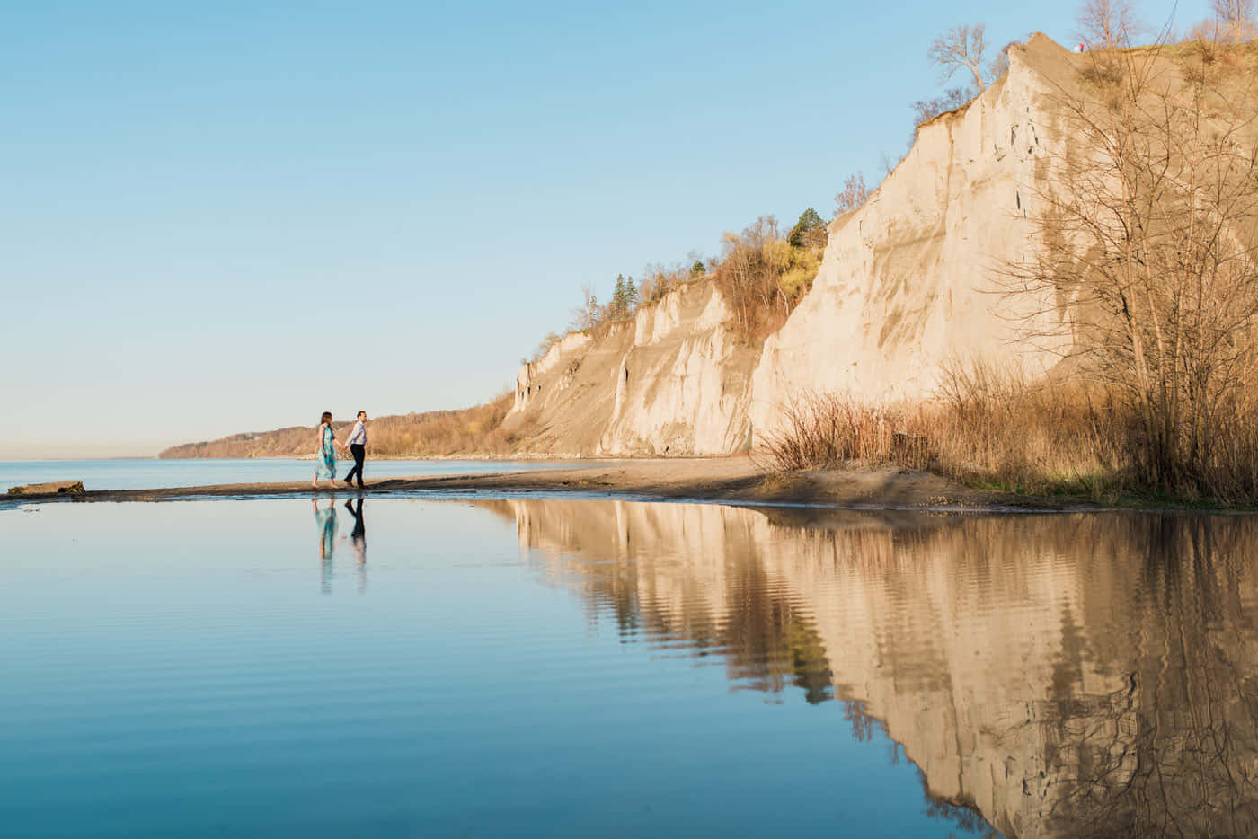 Scarborough Bluffs, white cliffs, tranquil blue water, HD Desktop Wallpaper