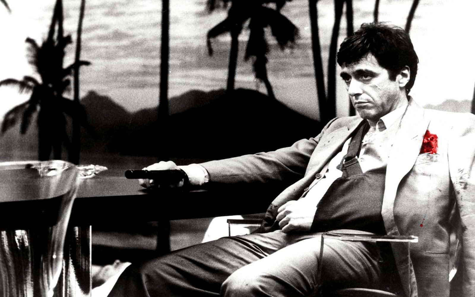 Scarface Tony Montana, Say hello to my leetle friend!, bloodstained suit, HD Desktop Wallpaper