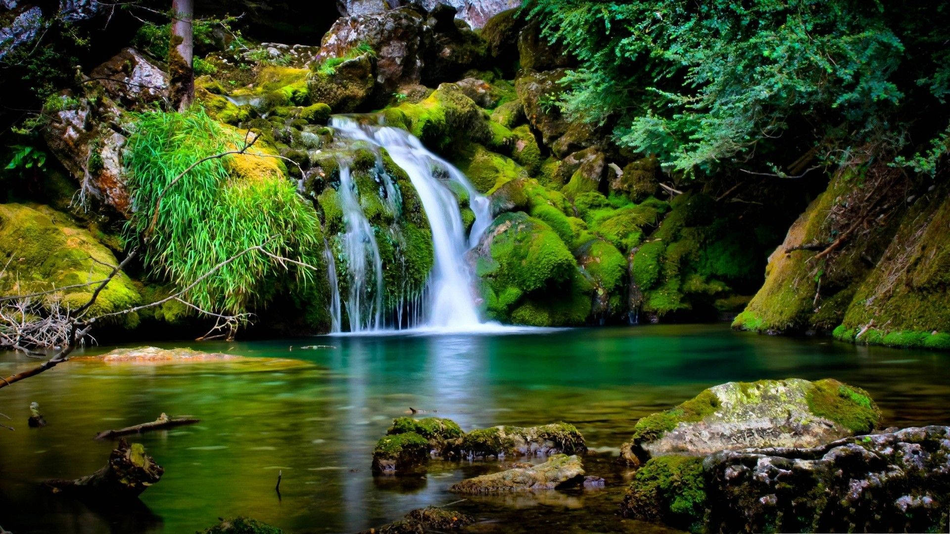 Green Cascade Scenic, waterfall, mossy rocks, Full HD Desktop Wallpaper