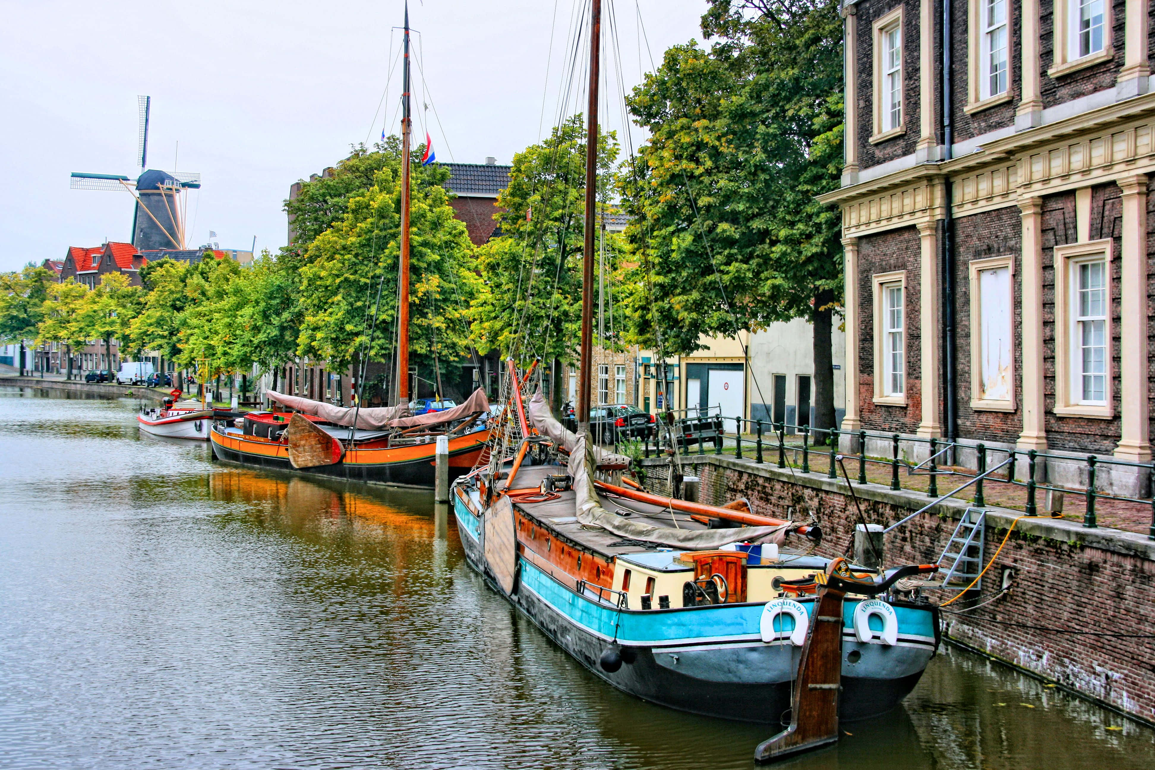 Schiedam, canal, windmill, 4K Desktop Wallpaper