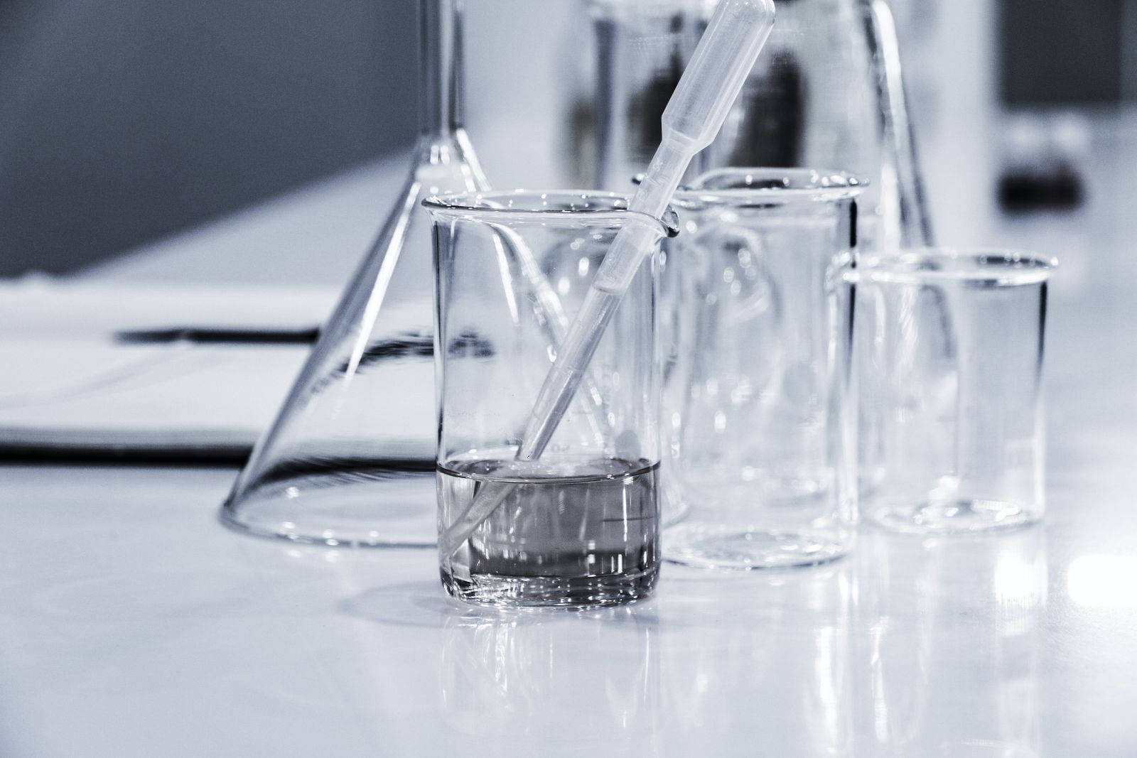 beaker, pipette, lab glassware, HD Desktop Wallpaper