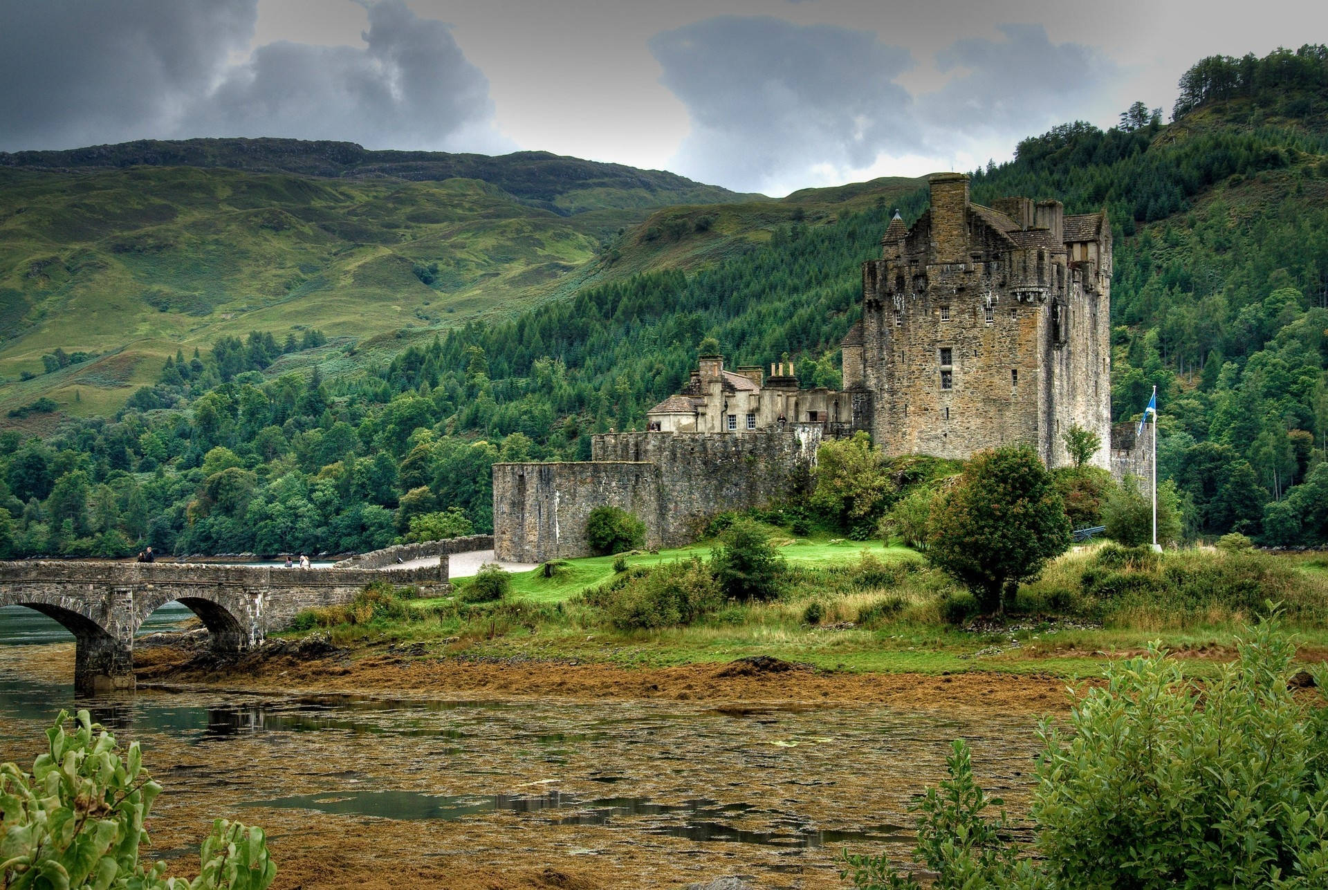 Scotland, ancient stone castle, grassy hillside, Full HD Desktop Wallpaper