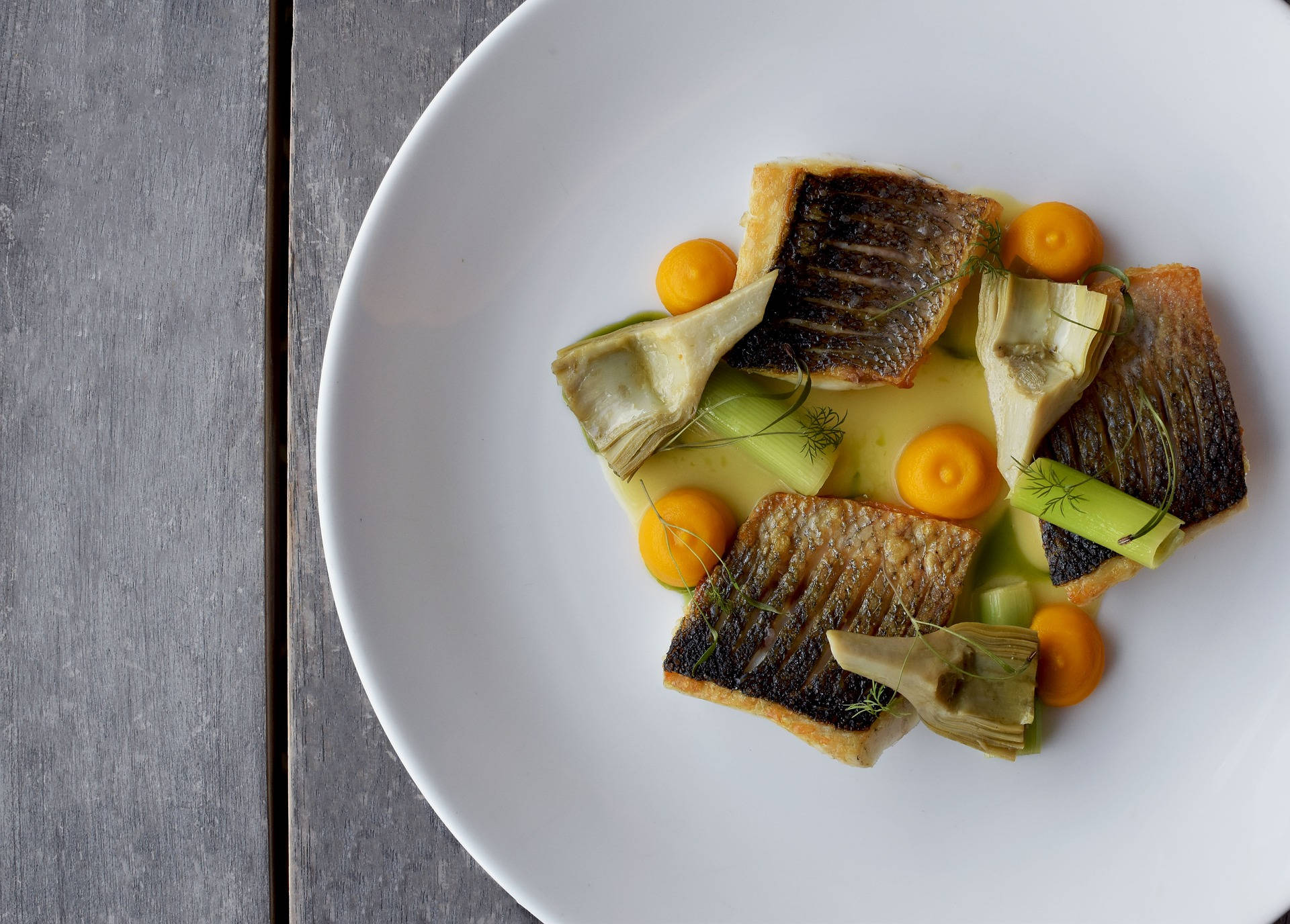 baked sea bass, tomatoes, artichokes, Full HD Desktop Wallpaper