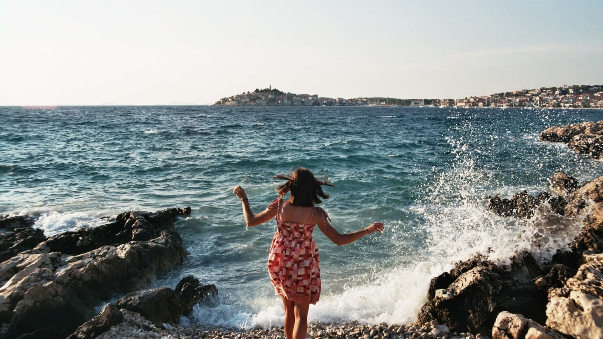 Sea Breeze, 1920 x 1080, red patterned dress, Full HD Desktop Wallpaper