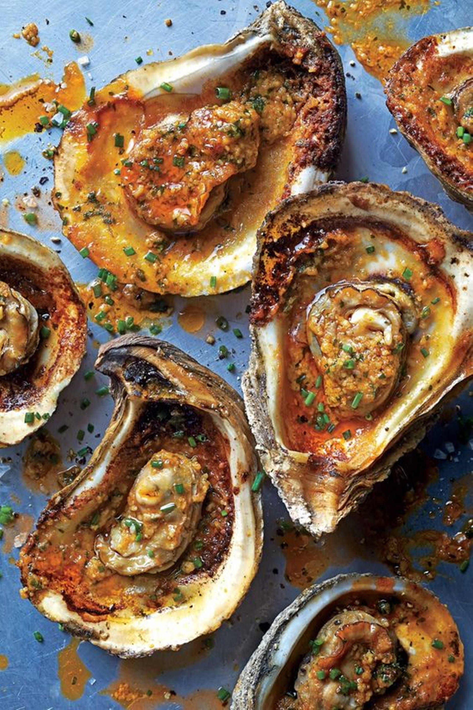 grilled oysters, garlic butter, chopped chives, 2K Phone Wallpaper