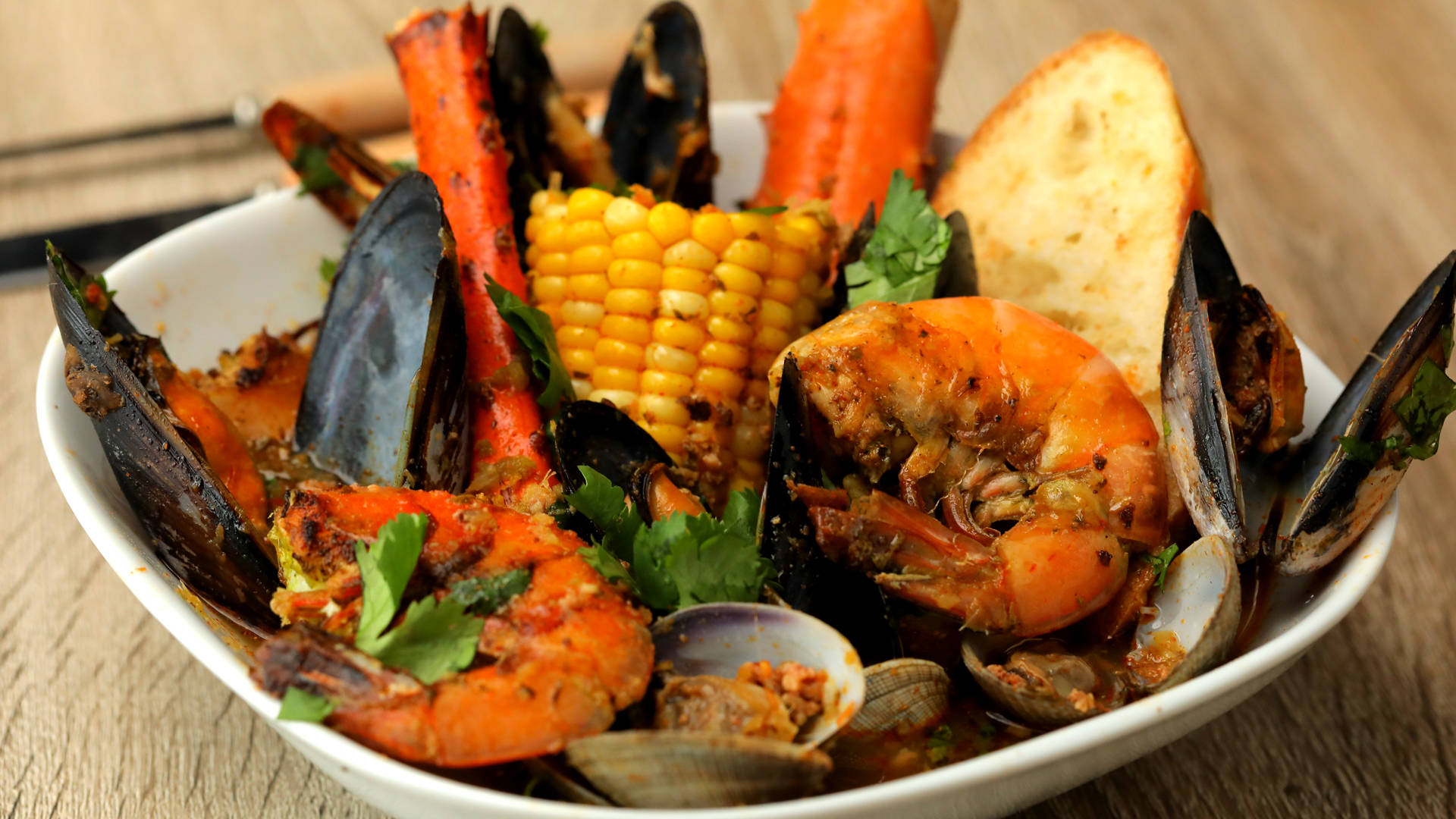 seafood boil, shrimp, crab legs, Full HD Desktop Wallpaper