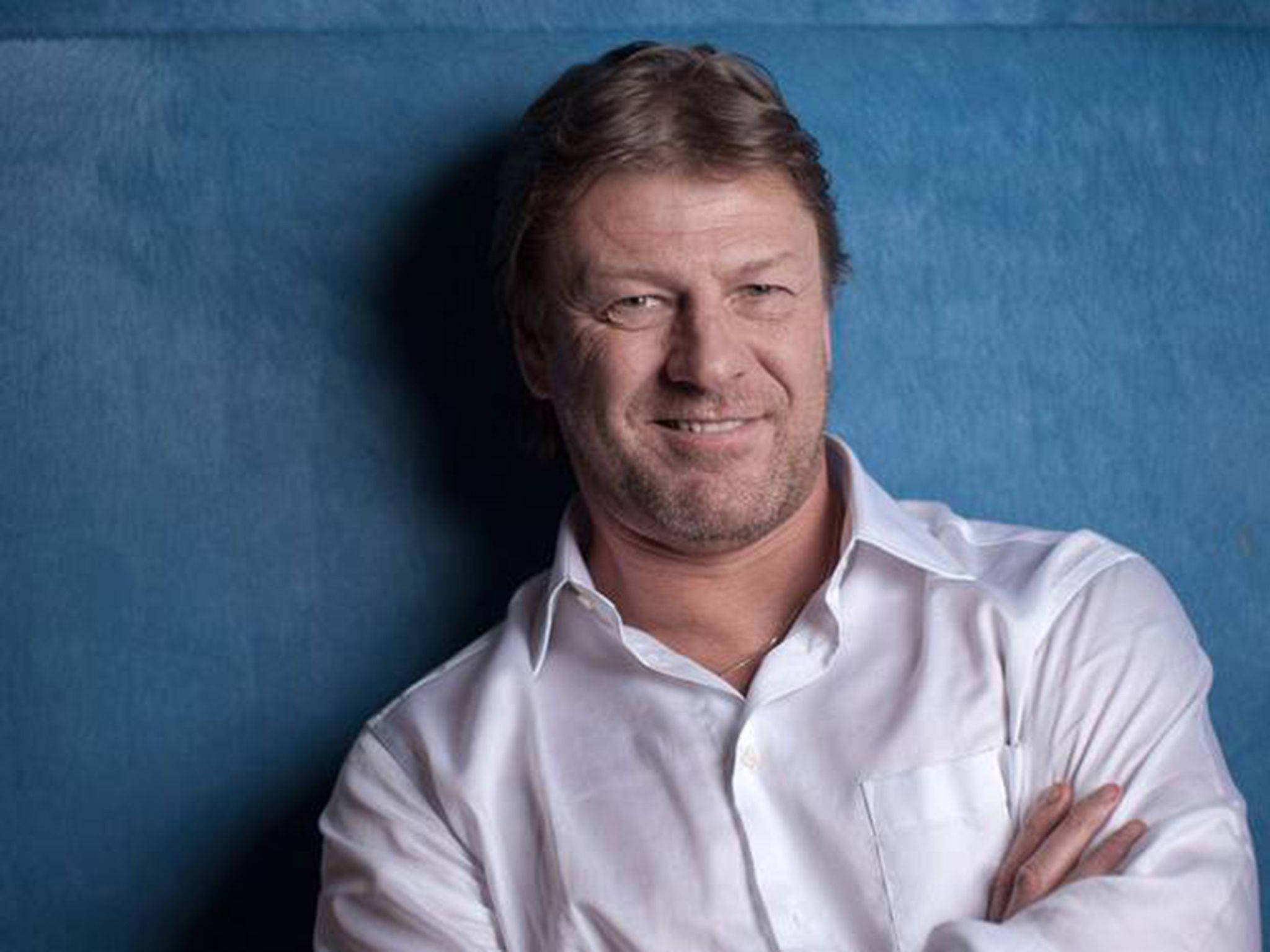 Sean Bean, white shirt, textured blue wall, Full HD Desktop Wallpaper