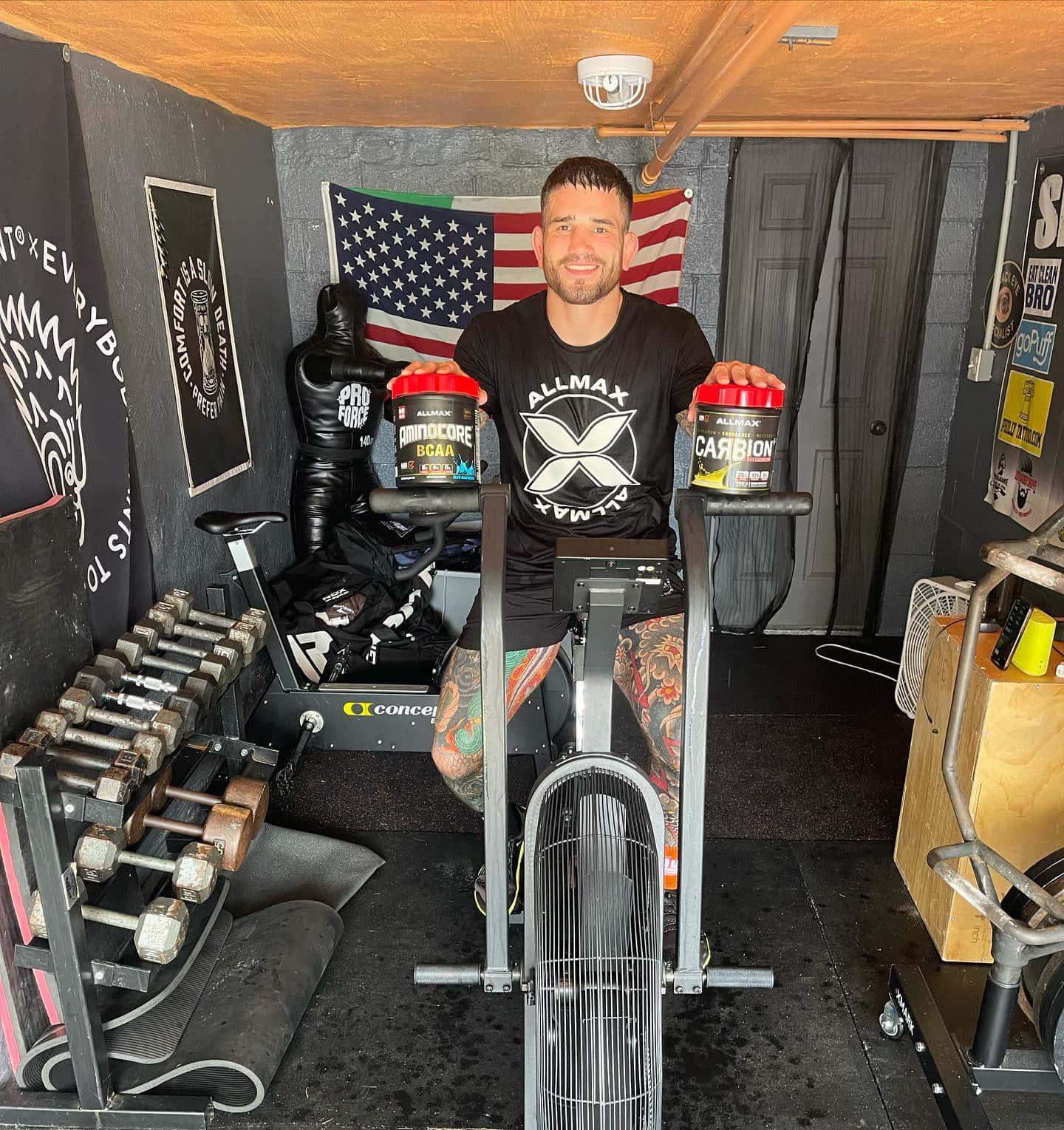Sean Brady, stationary bike, home gym, HD Phone Wallpaper