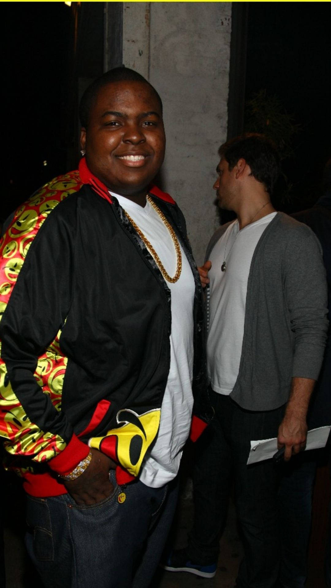 Sean Kingston, black jacket, colorful smiley face sleeves, Full HD Phone Wallpaper