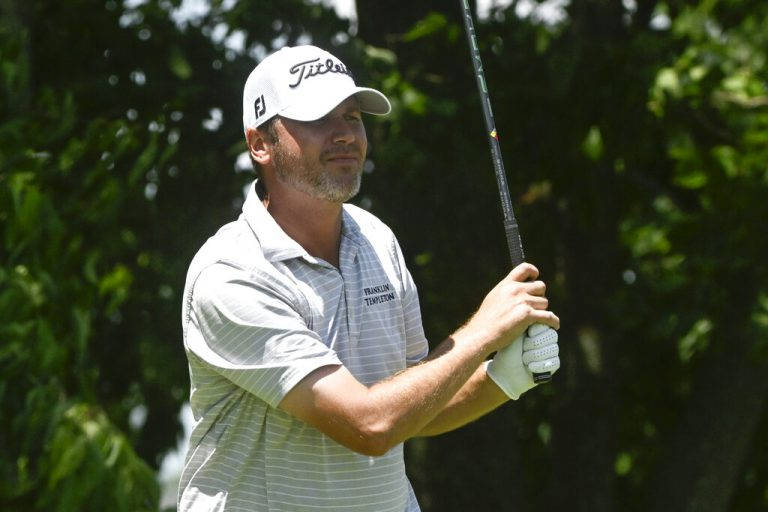 Sean O'hair, squinting eyes, golfer, SD Desktop Wallpaper
