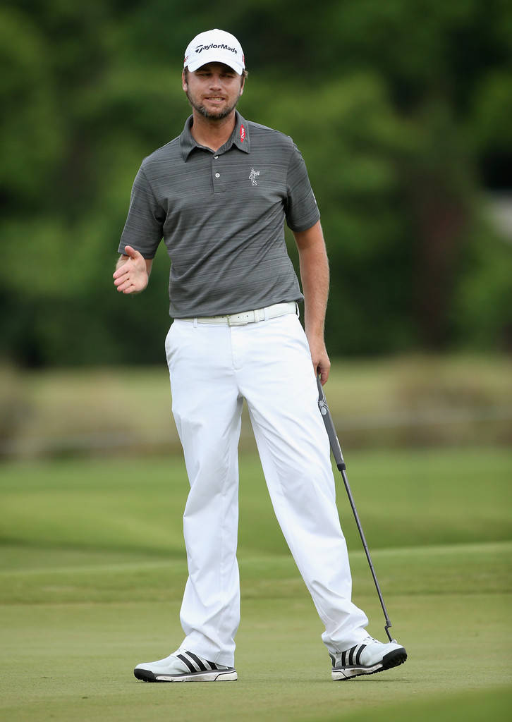 Sean O'Hair, white pants, gray shirt, SD Phone Wallpaper