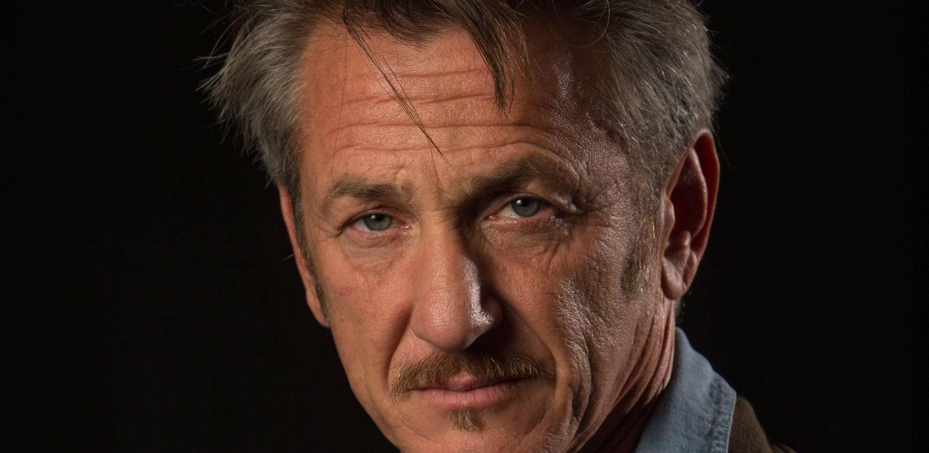 Sean Penn, gray hair, mustache, 2K Desktop Wallpaper