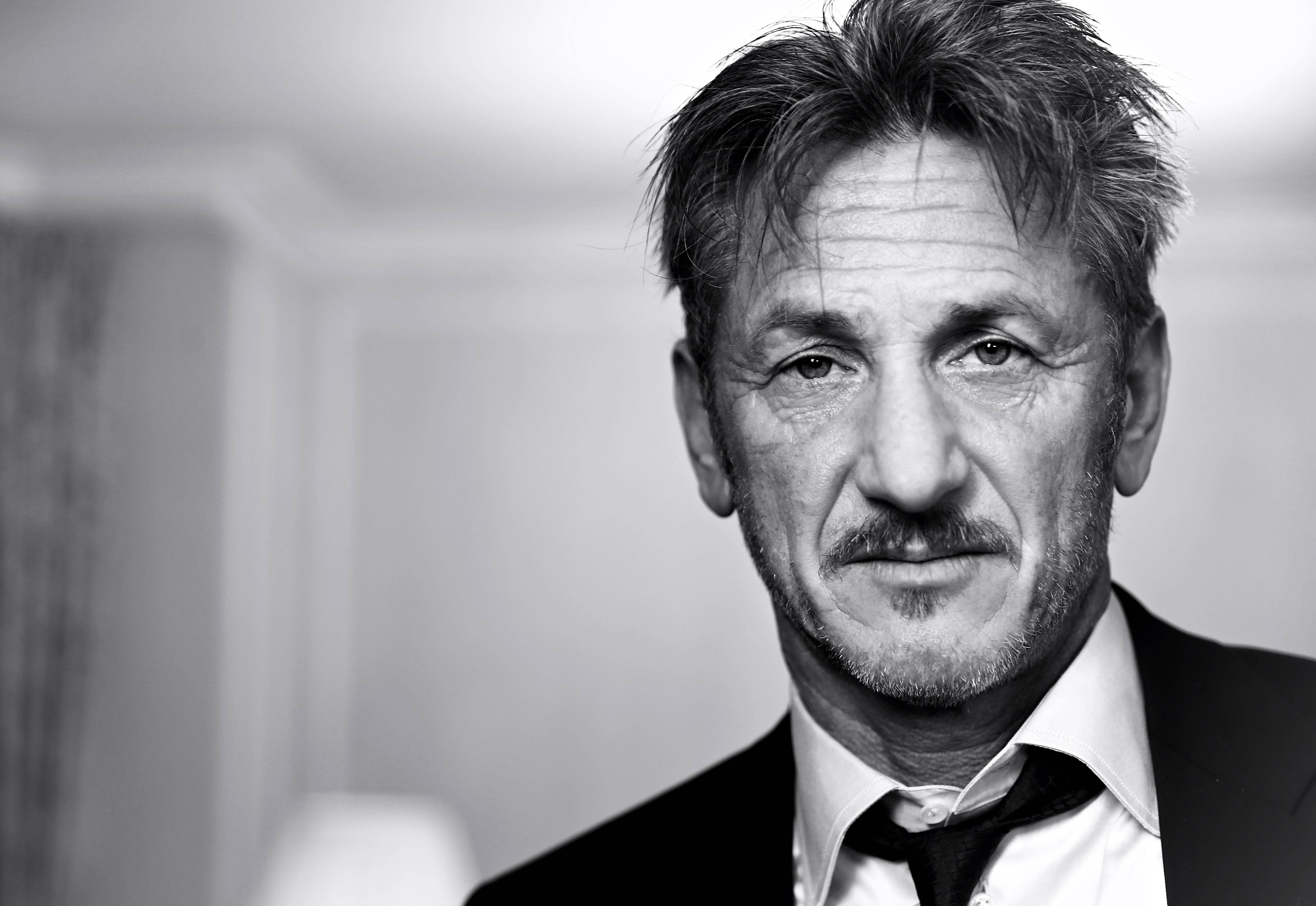 Sean Penn, black and white, close-up portrait, 5K Desktop Wallpaper