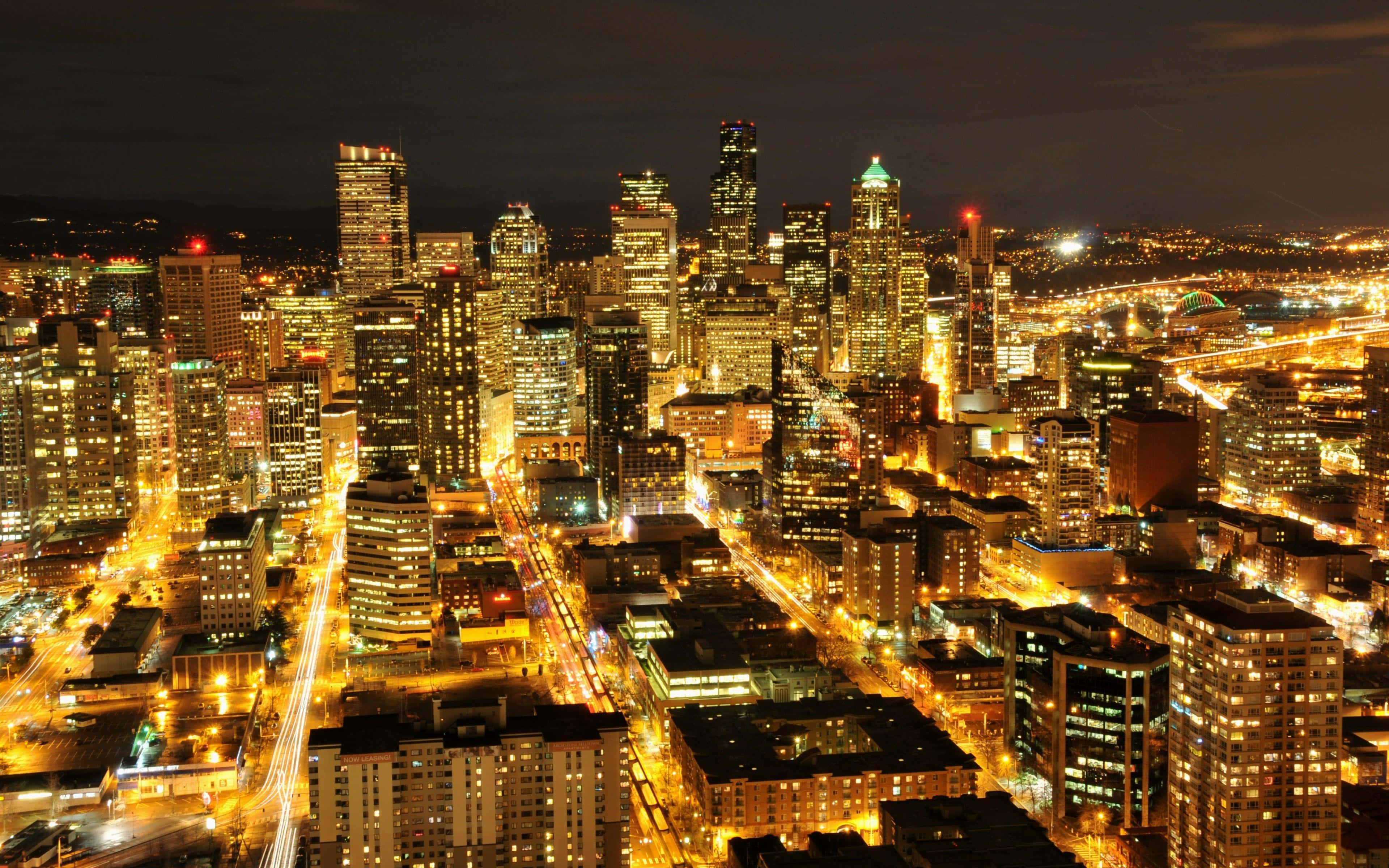 Seattle, Night, Golden Lights, 4K Desktop Wallpaper