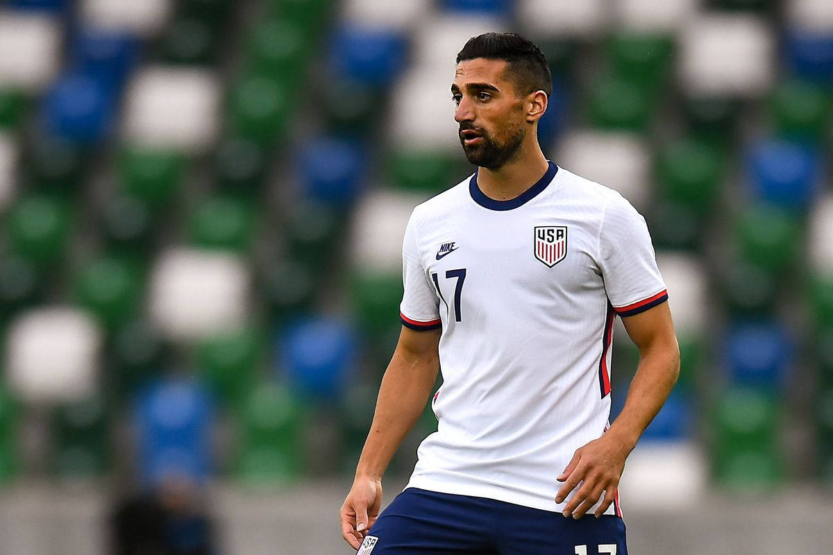 Sebastian Lletget, American soccer player, white jersey number 17, SD Desktop Wallpaper
