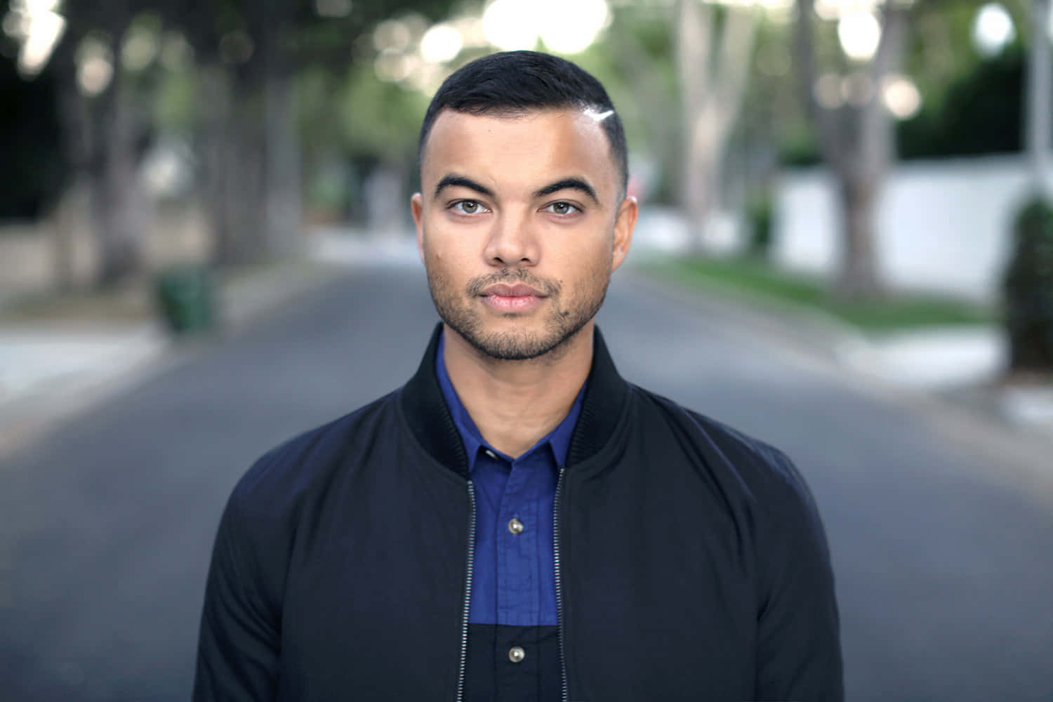 Guy Sebastian, black bomber jacket, blue shirt, HD Desktop Wallpaper