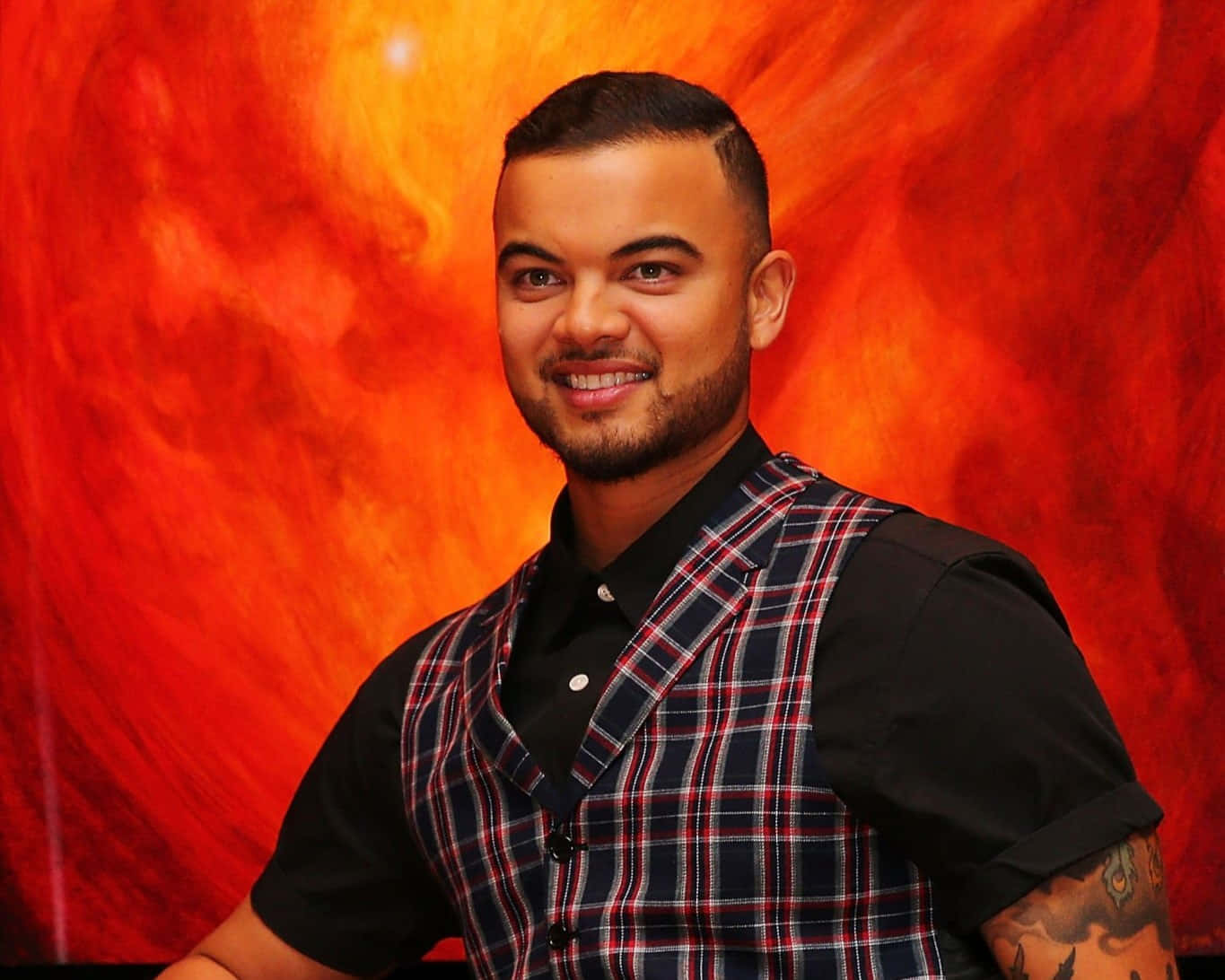 Guy Sebastian, beard, tattooed arm, HD Desktop Wallpaper