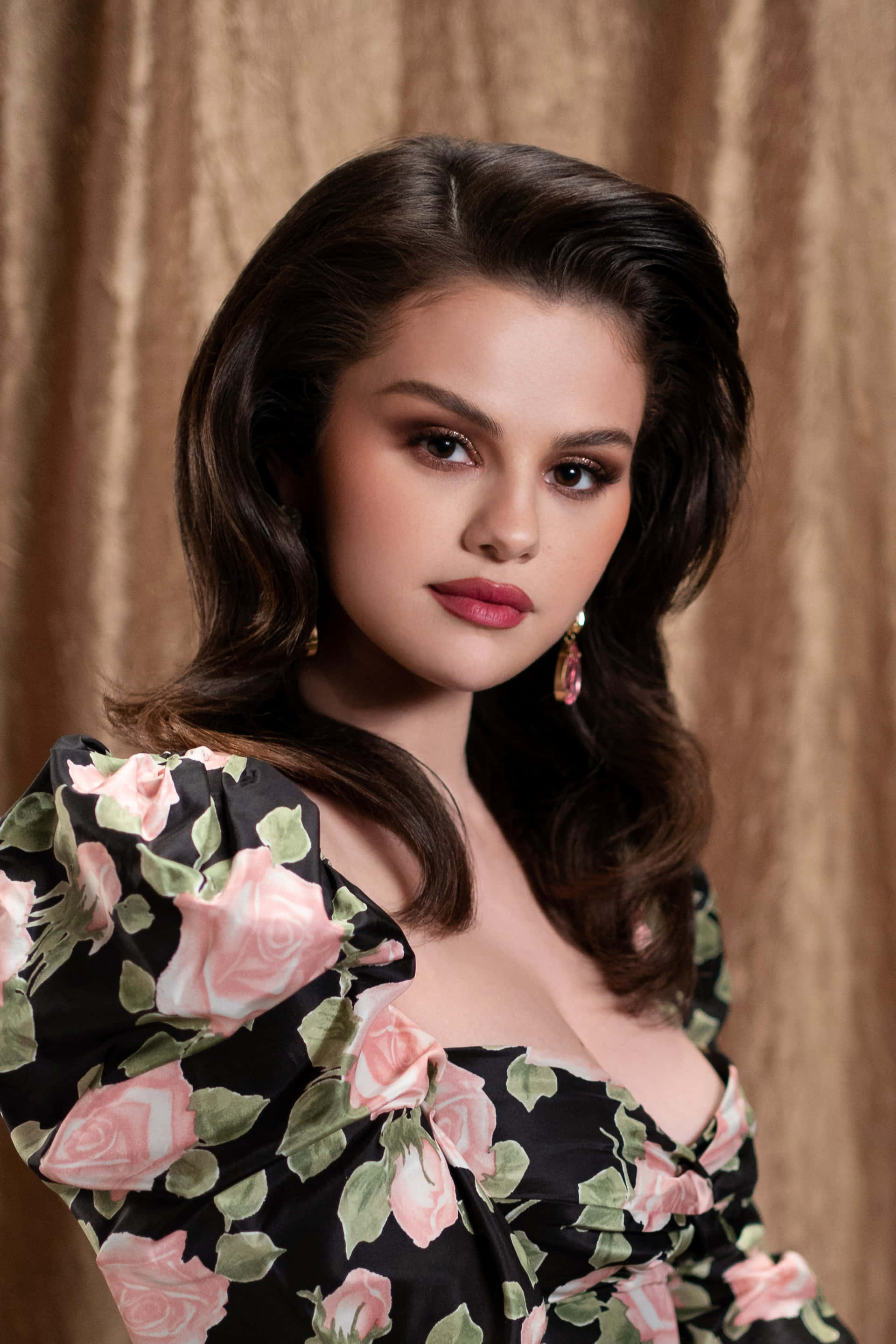 Selena Gomez, black floral dress, pink roses, 2K Phone Wallpaper