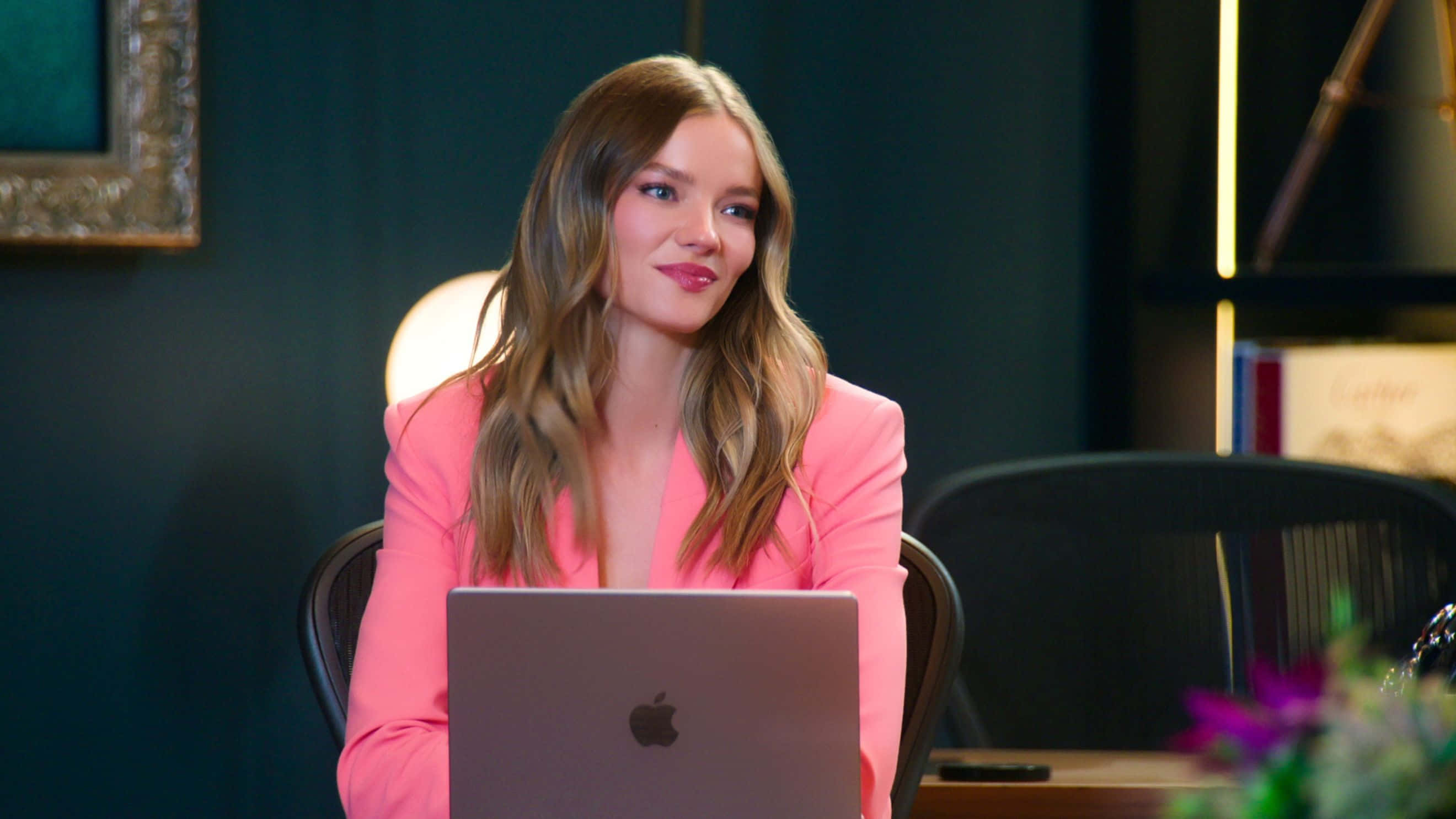 Selling Sunset, pink blazer, laptop, 2K Desktop Wallpaper