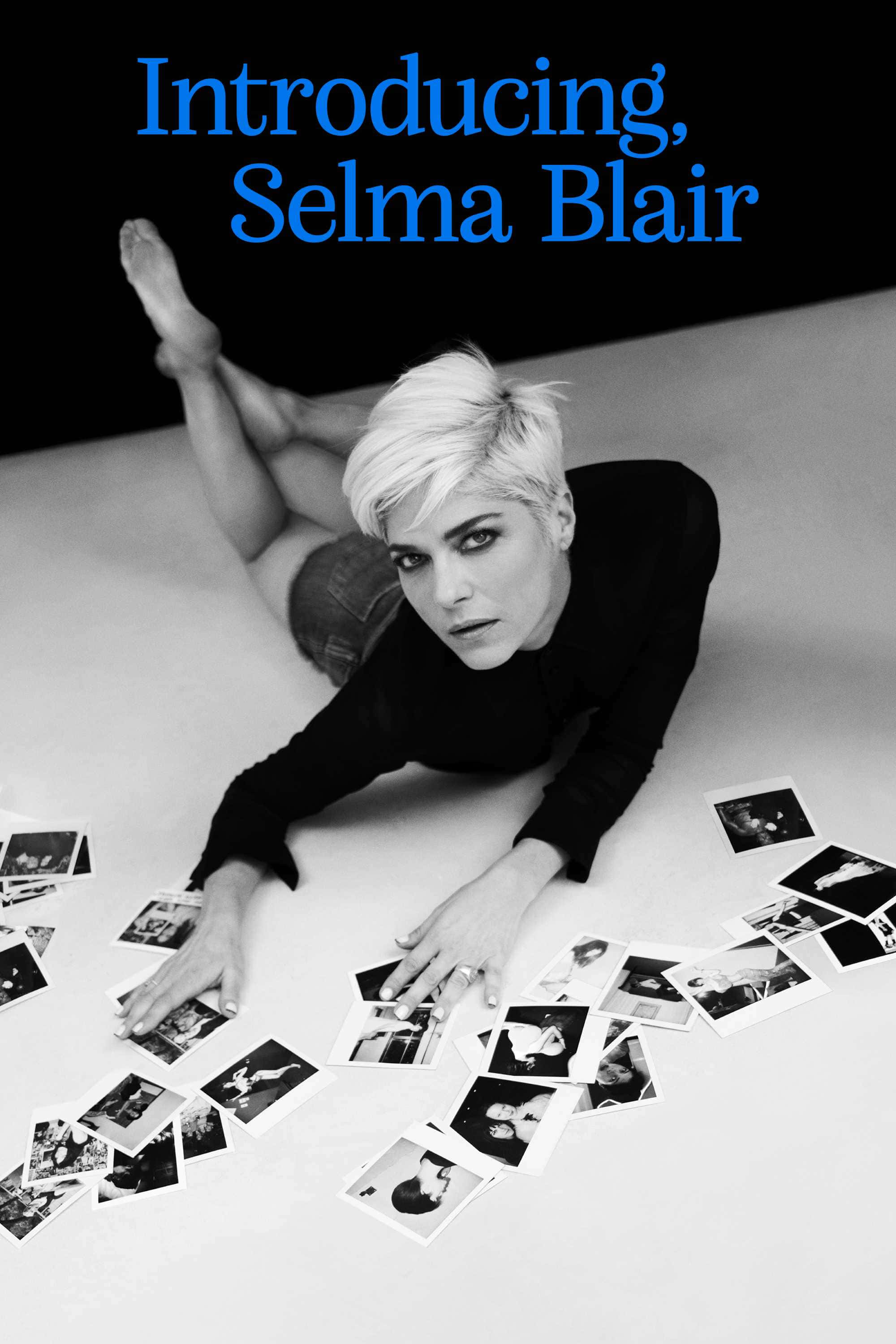 Selma Blair, short white hair, white floor, 2K Phone Wallpaper
