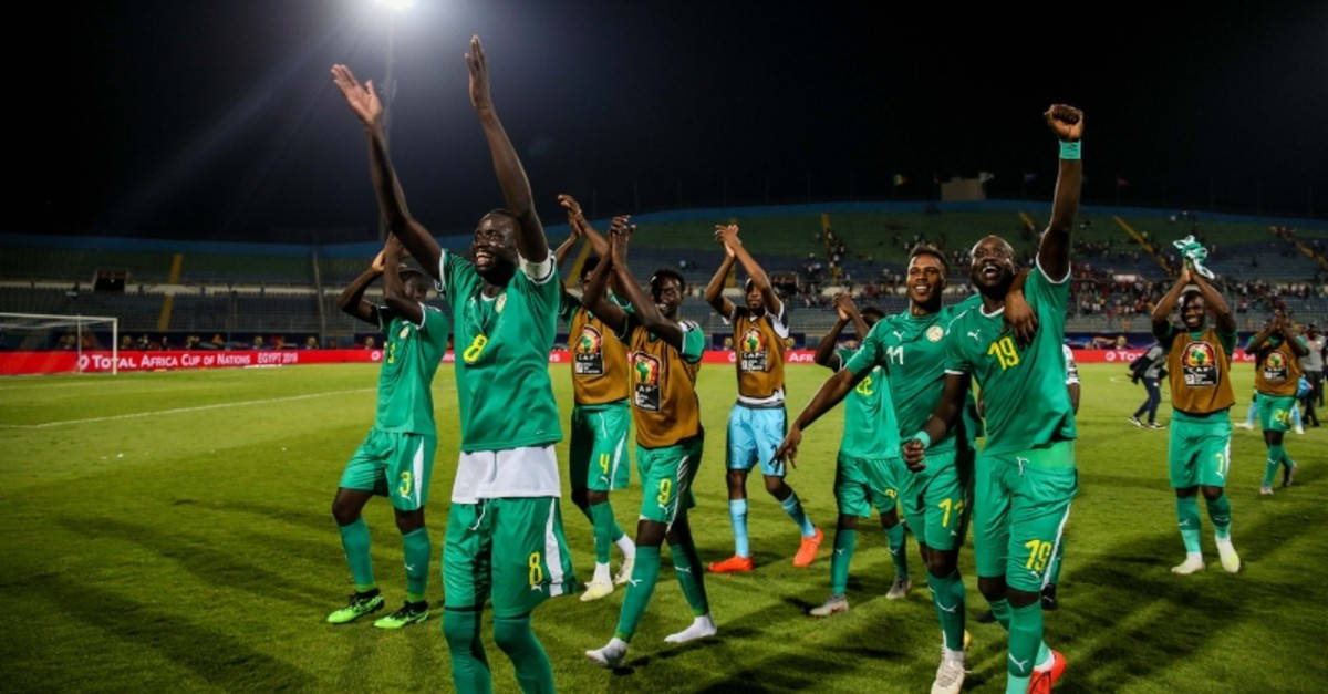 Senegal National Football Team, green jerseys, floodlit stadium field, SD Desktop Wallpaper