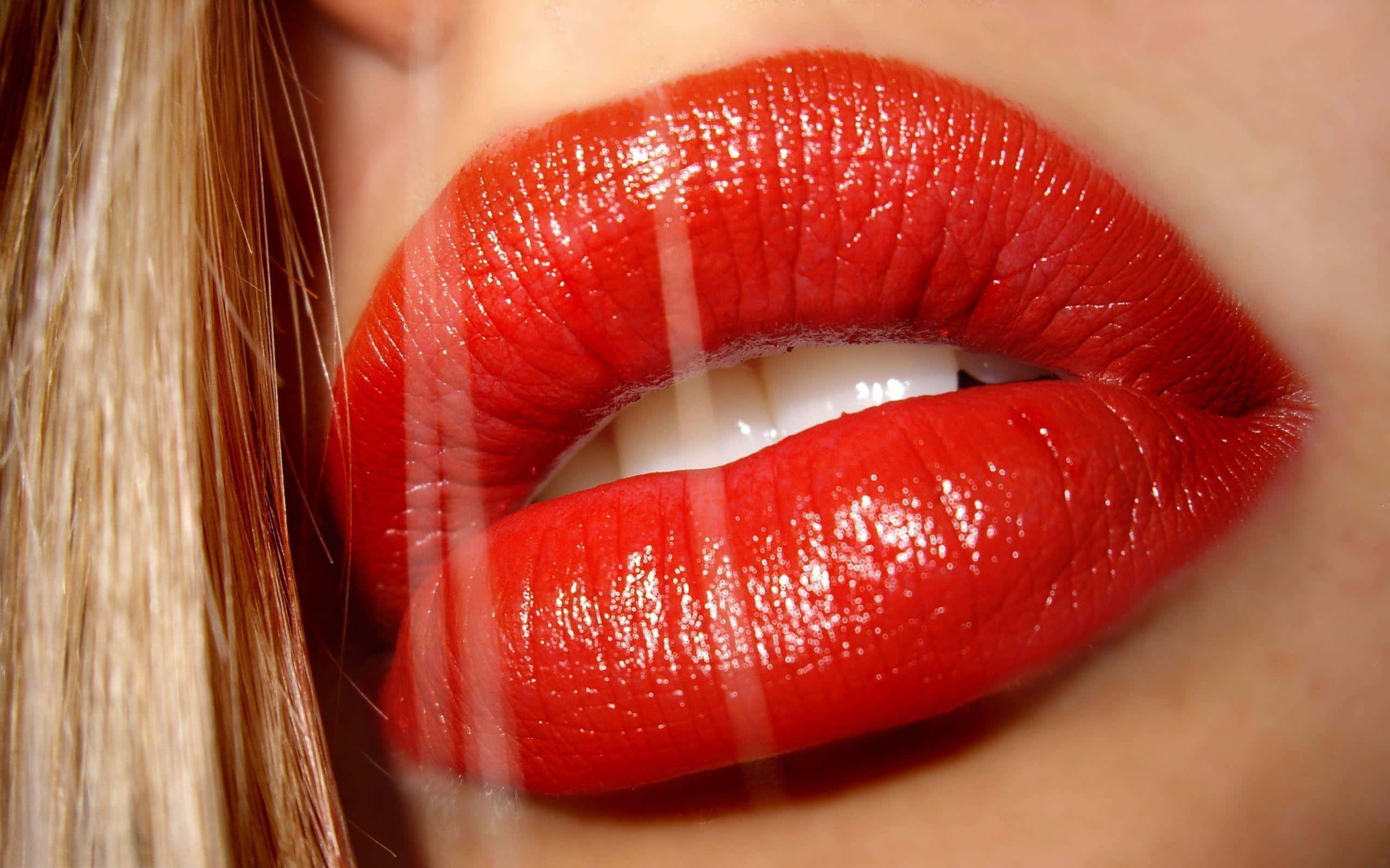 glossy red lips, blonde hair, glass surface, 2K Desktop Wallpaper