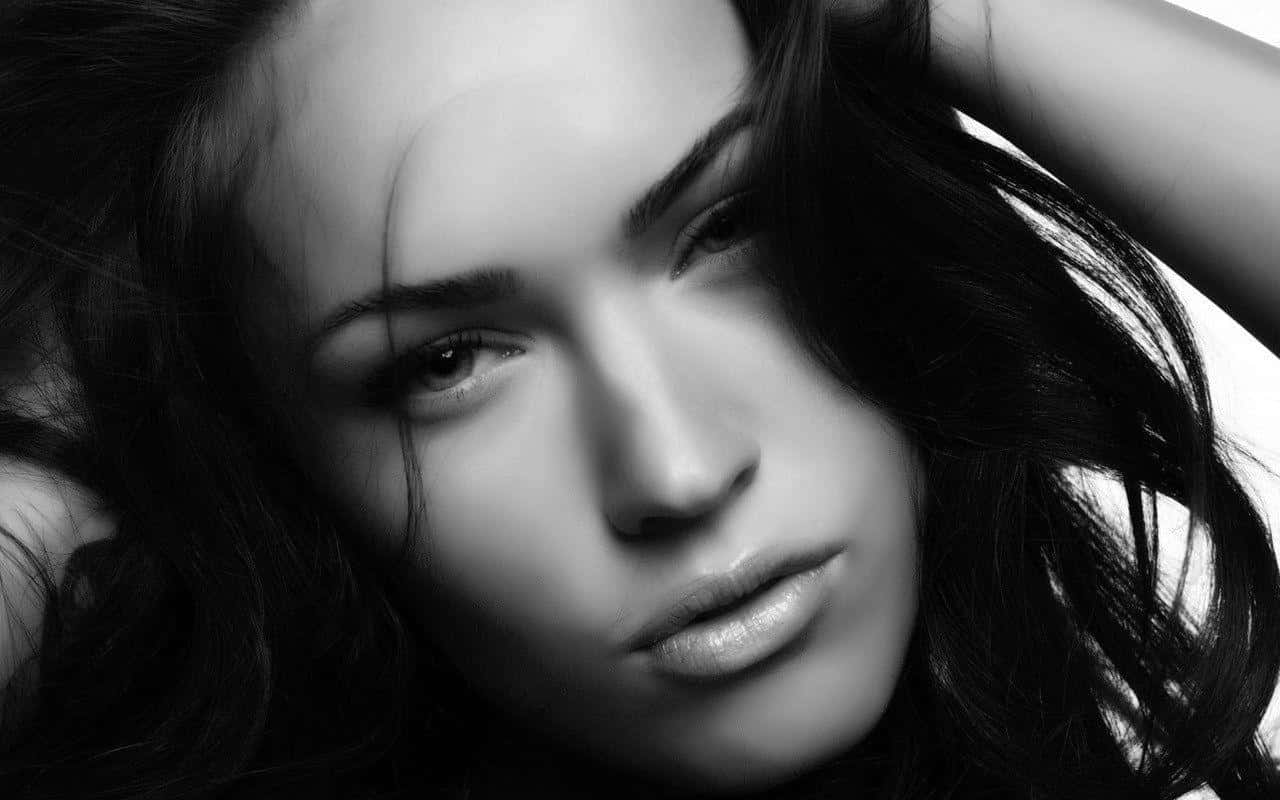 Sensual Woman, black and white, close-up portrait, HD Desktop Wallpaper