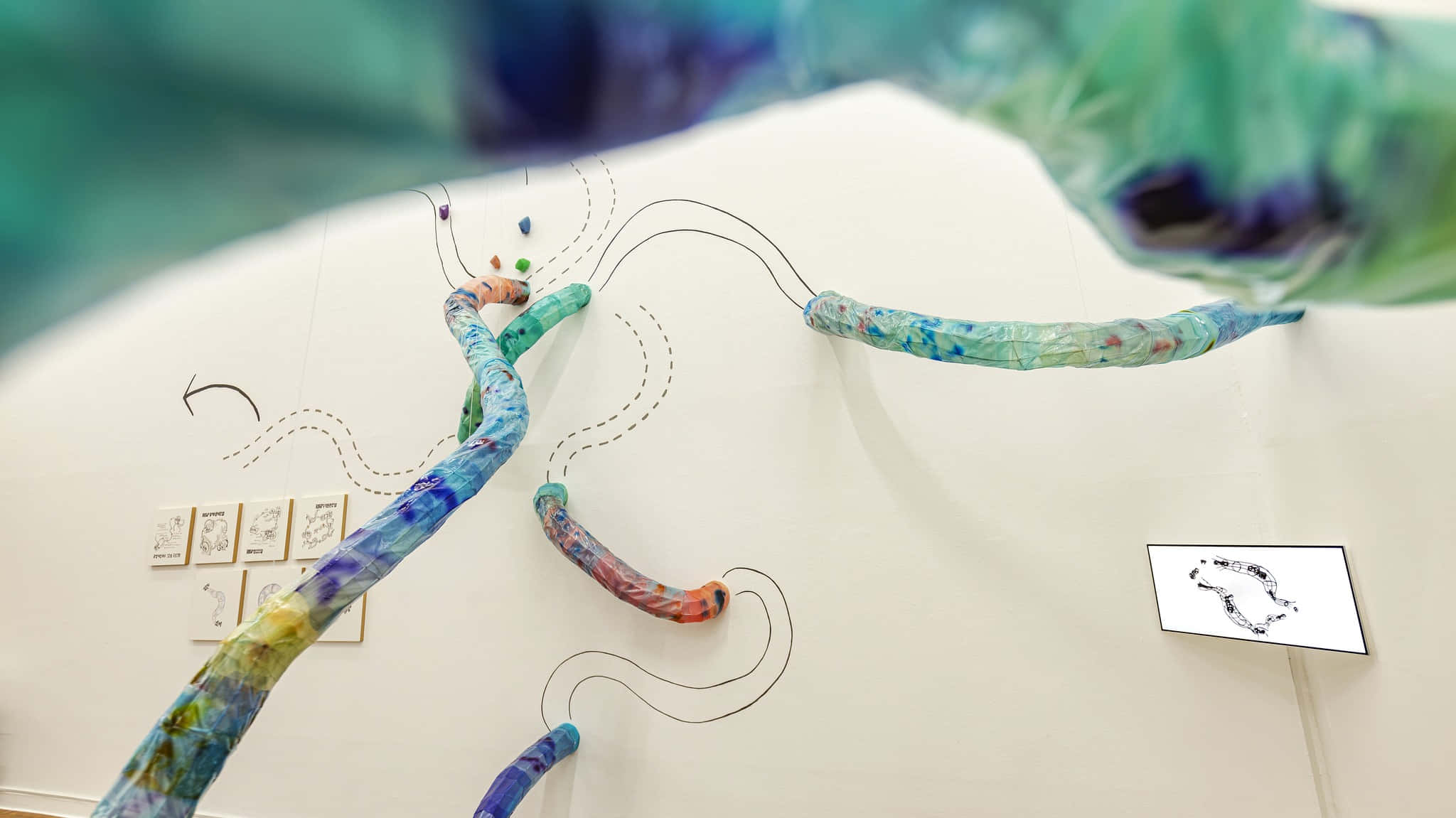 abstract art installation, Seoul Museum, colorful twisted tubes, Full HD Desktop Wallpaper