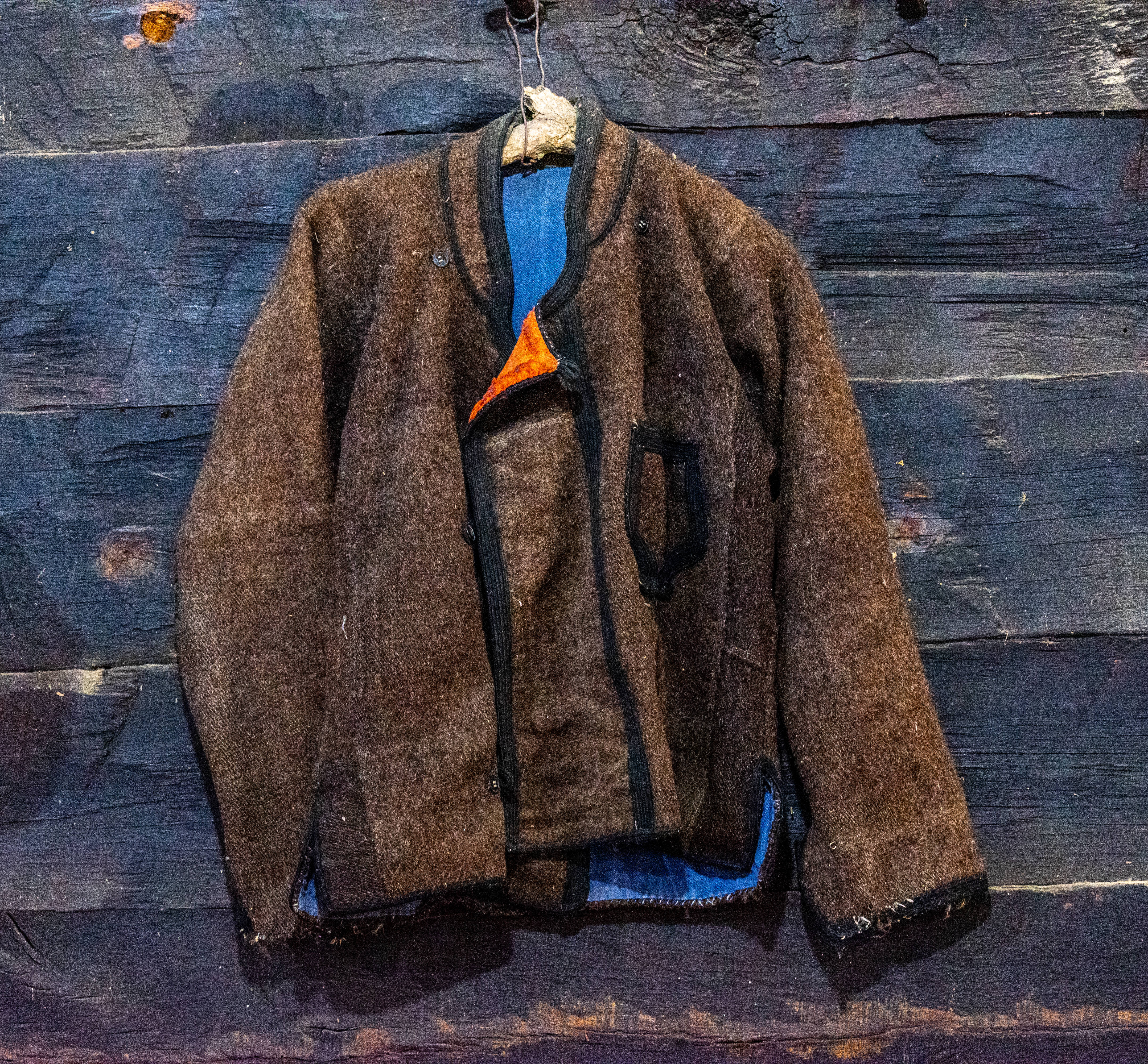 19th century jacket, Serbia, brown woolen jacket, 4K Desktop Wallpaper