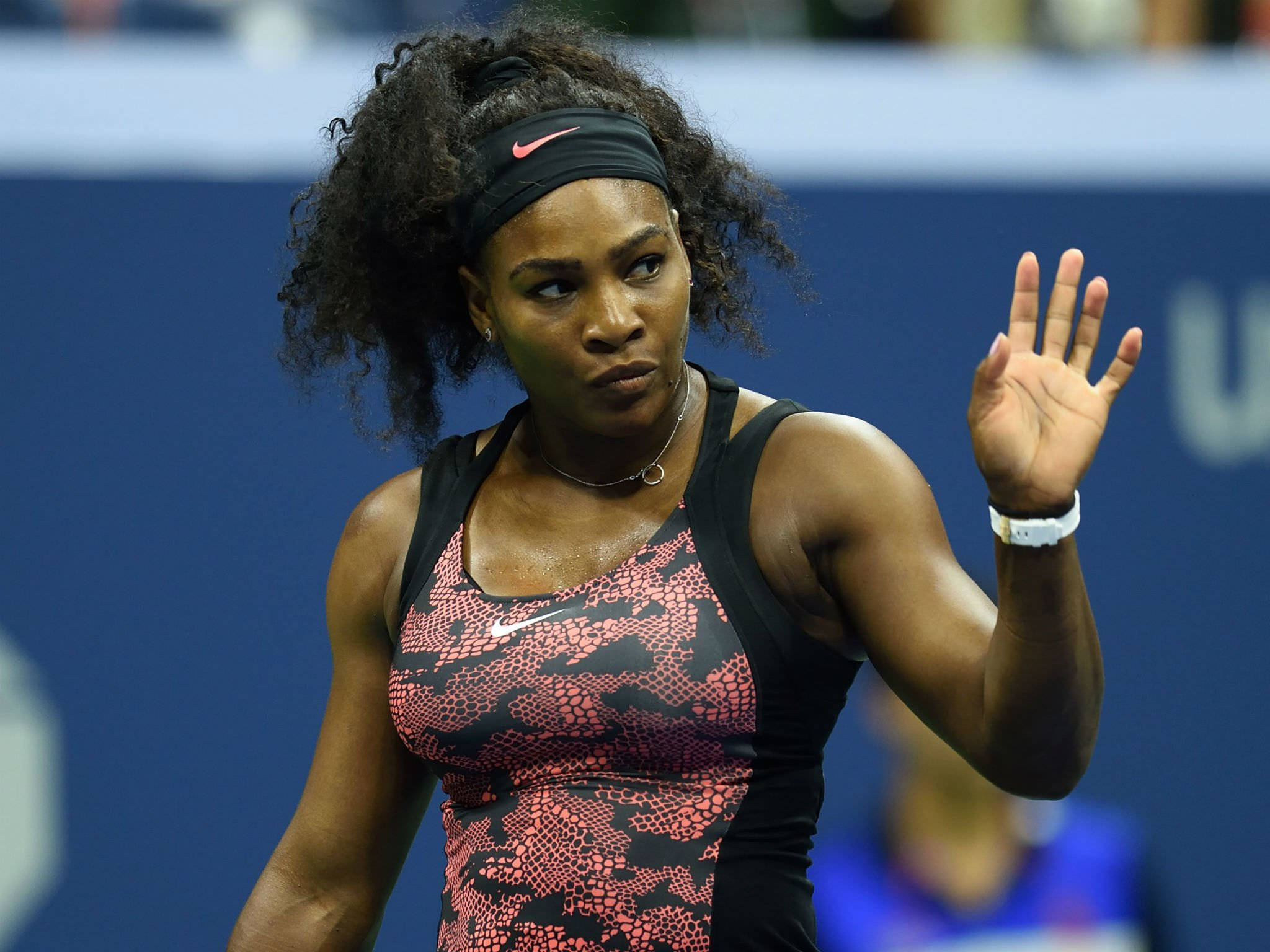 Serena Williams, pink and black patterned athletic top, tennis match, Full HD Desktop Wallpaper