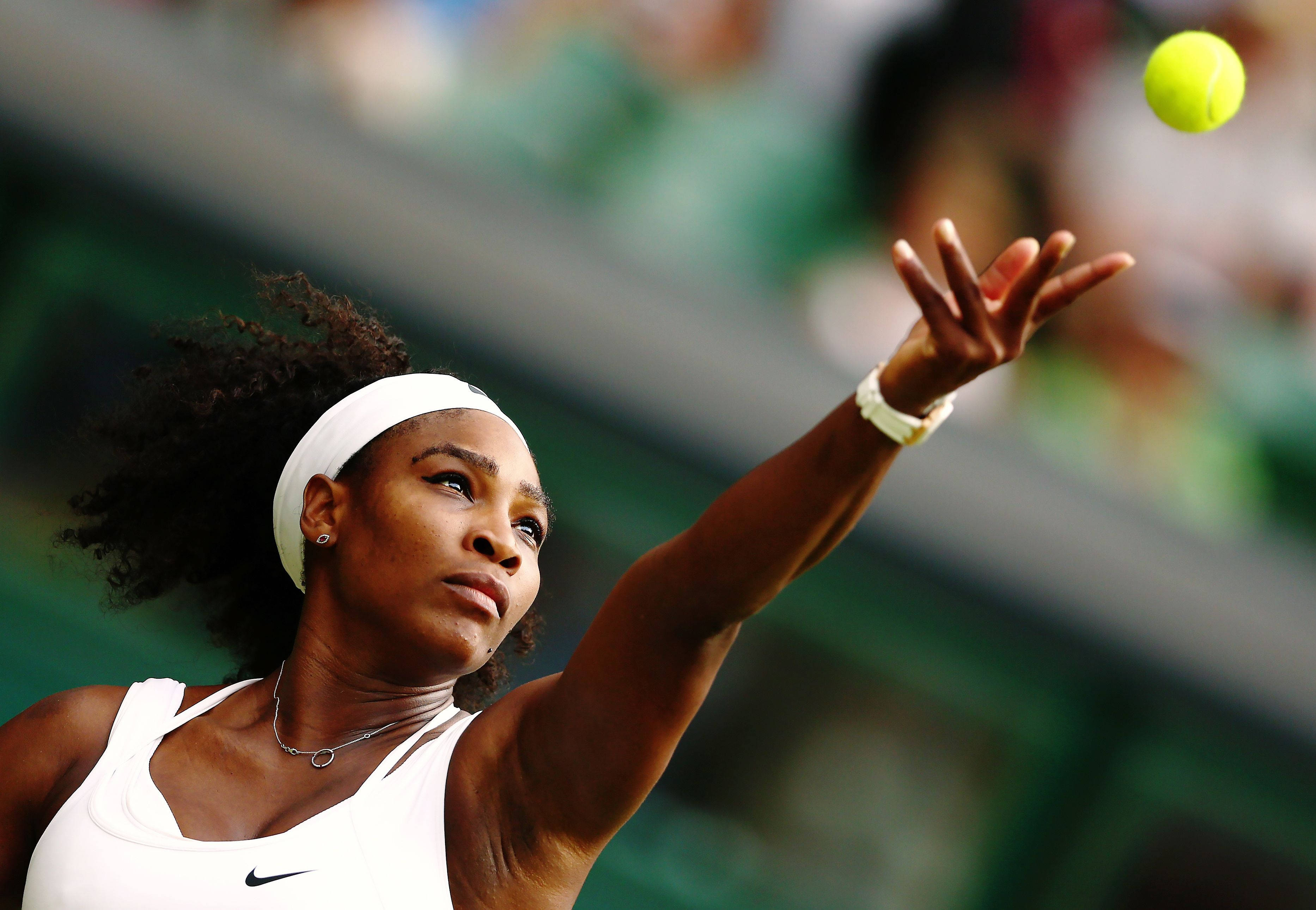 Serena Williams, tennis ball, tennis serve, 2K Desktop Wallpaper