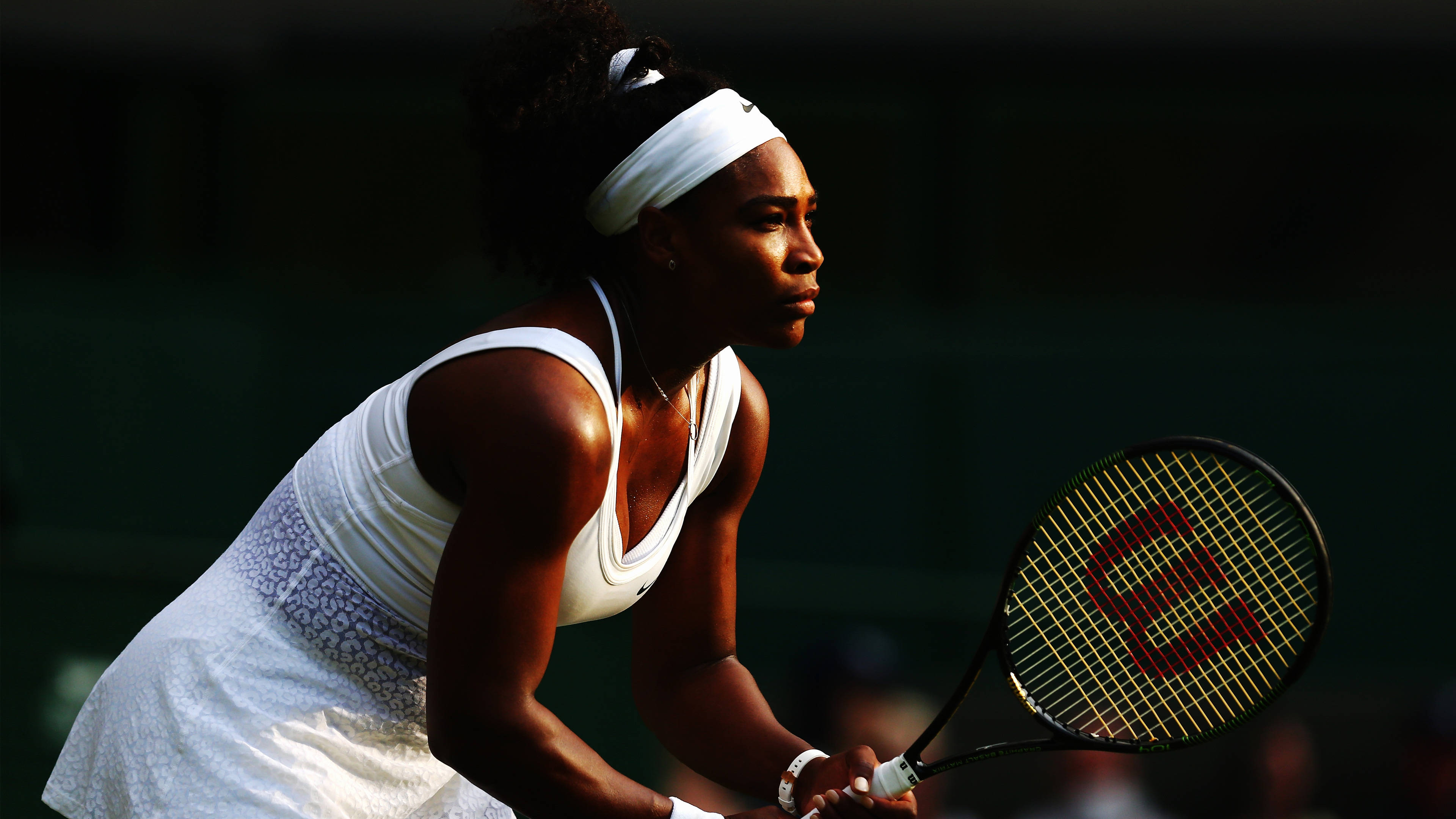 Serena Williams, white tennis gear, grass court, 4K Desktop Wallpaper