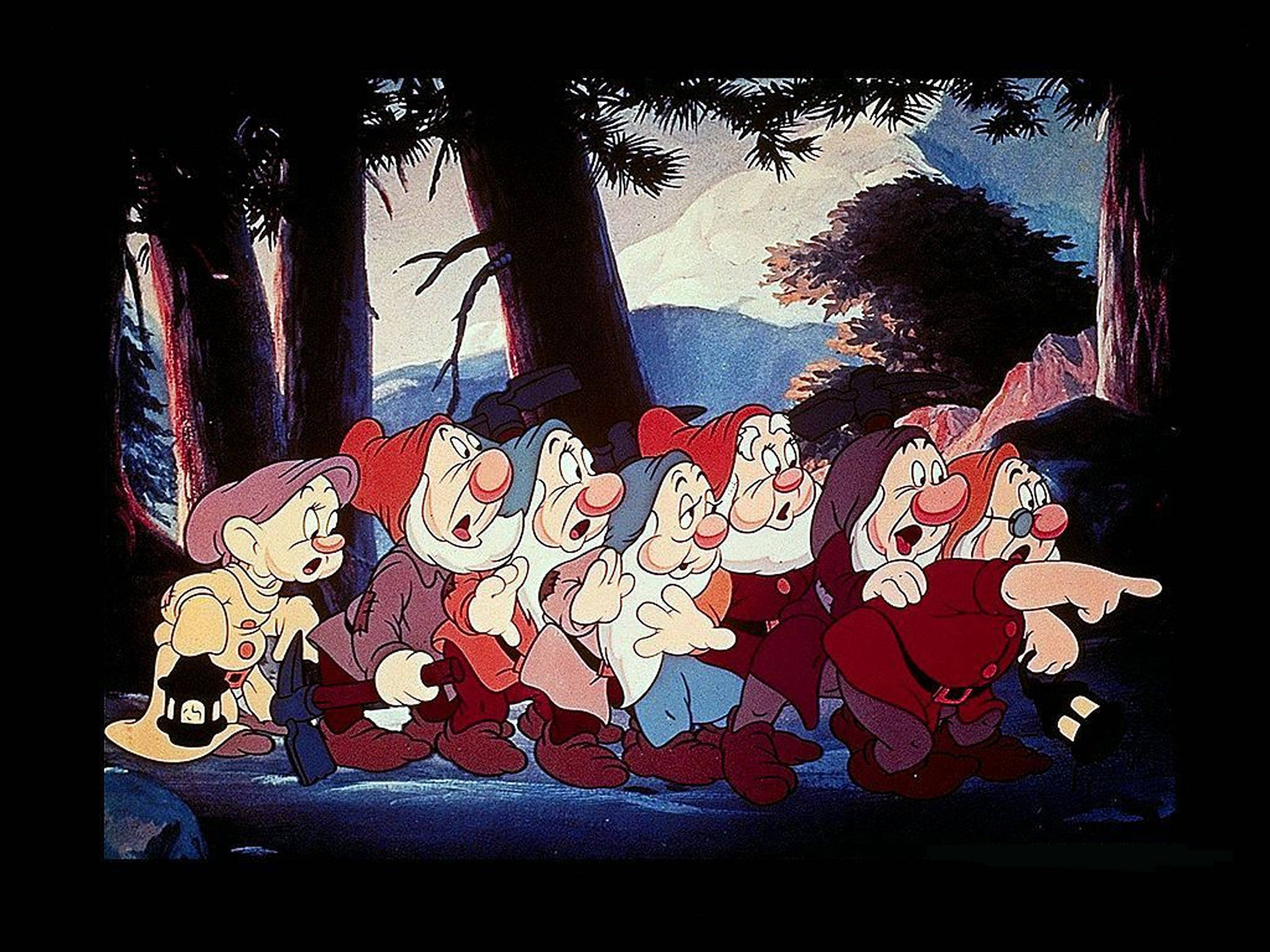Seven Dwarfs, red hats, mismatched clothes, 2K Desktop Wallpaper