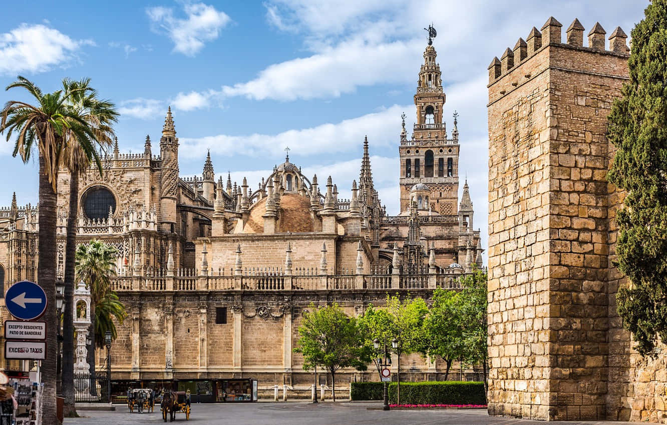 Seville Cathedral, Gothic, ornate spires, HD Desktop Wallpaper