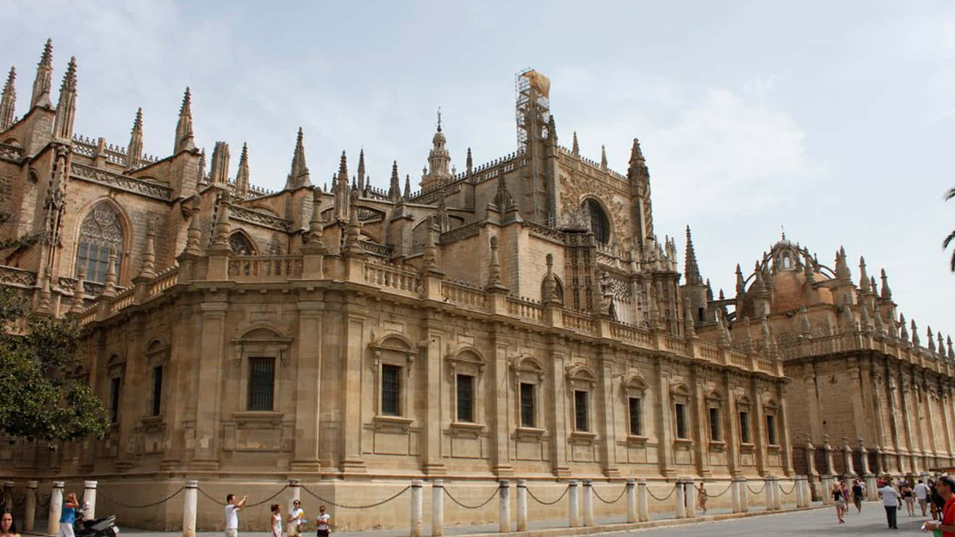 Seville Cathedral, Gothic, spires, Full HD Desktop Wallpaper