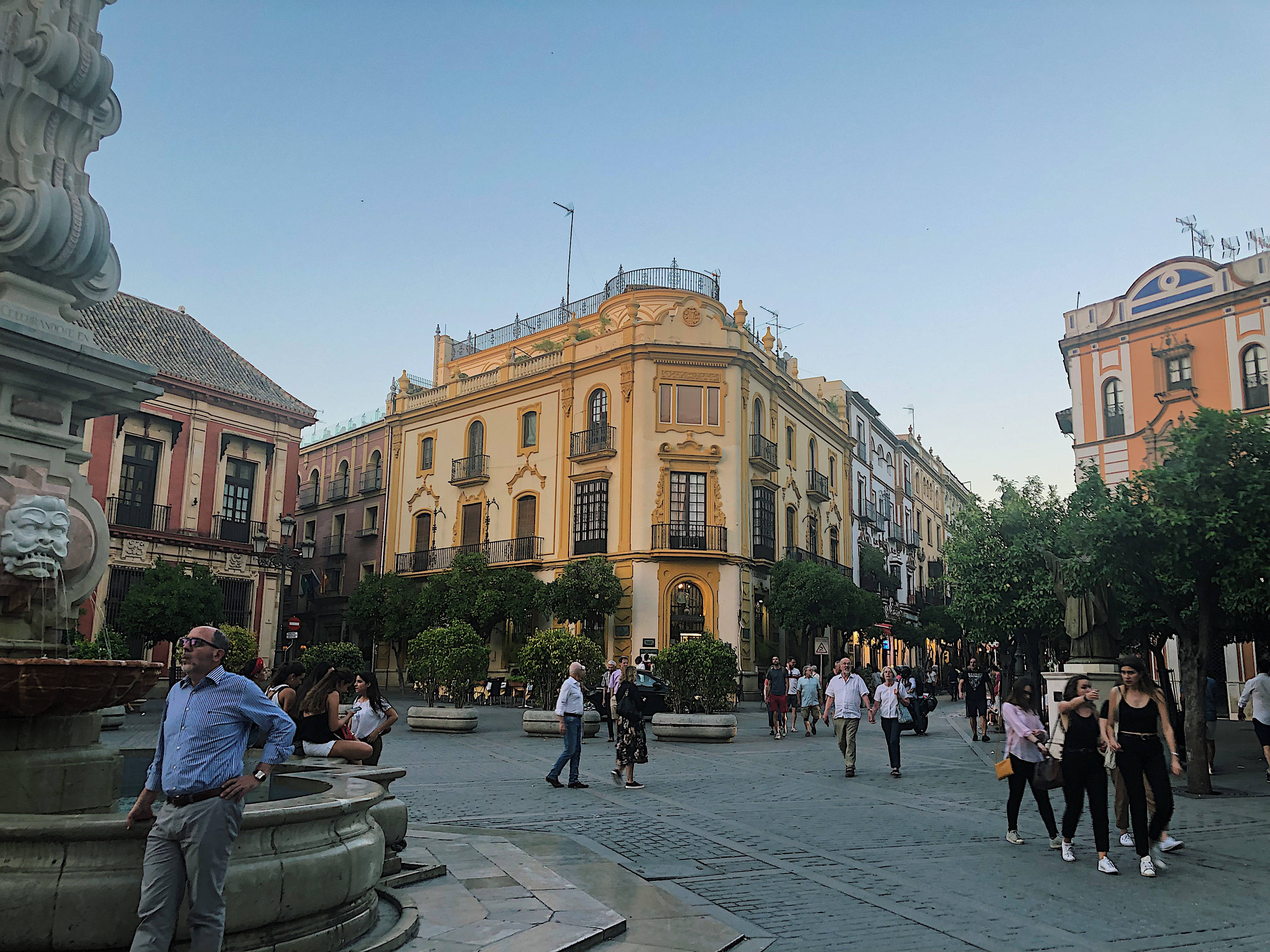 Seville, European plaza, historic buildings, 4K Desktop Wallpaper