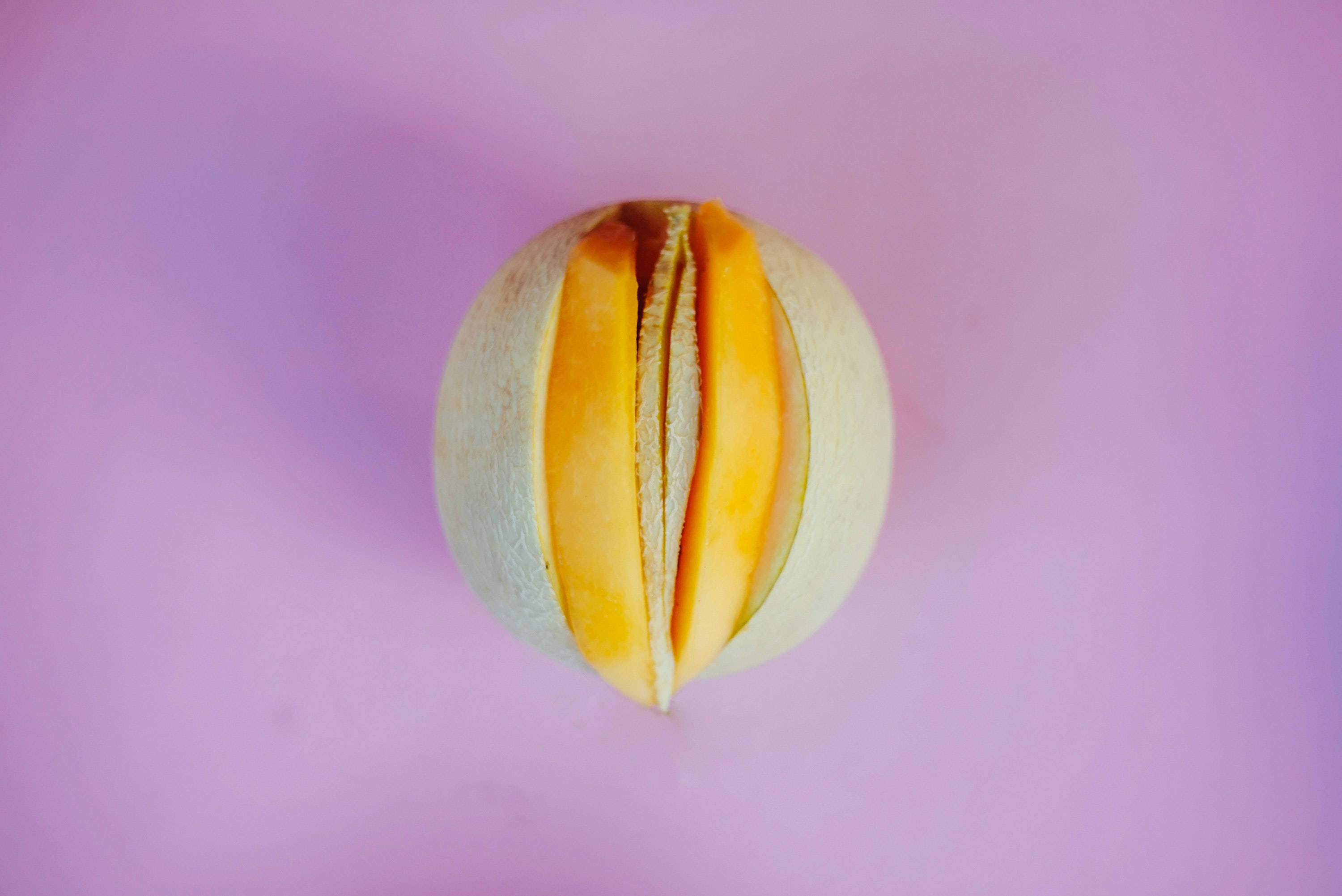 sexual melon, cantaloupe melon, juicy orange flesh, 2K Desktop Wallpaper