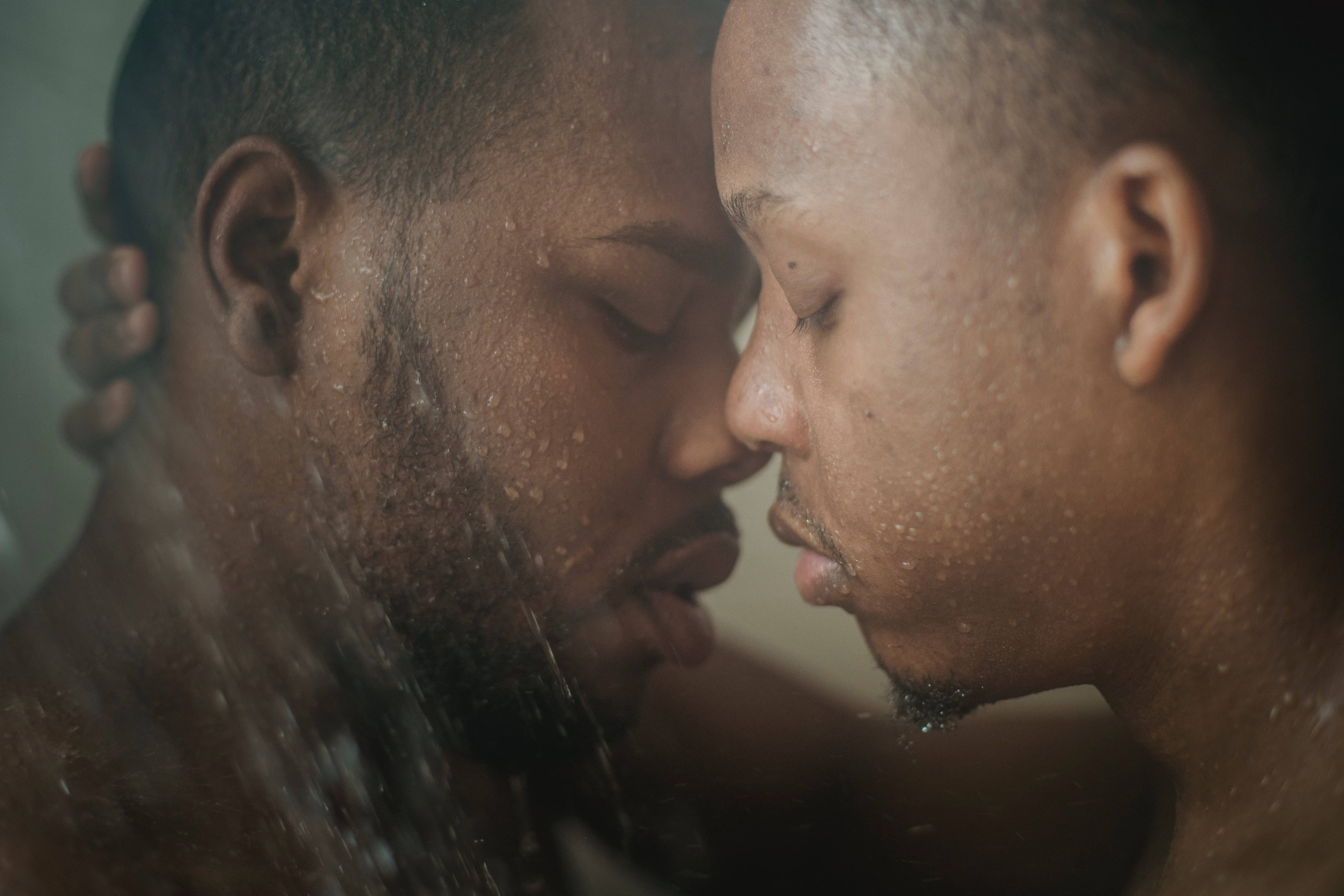 shower, wet skin, beards, 5K Desktop Wallpaper