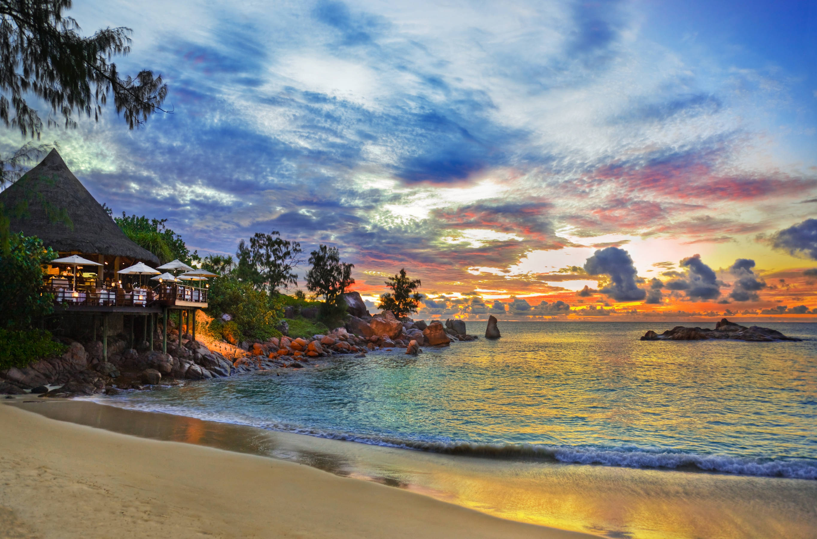Seychelles, beach cafe, thatched-roof restaurant, 2K Desktop Wallpaper