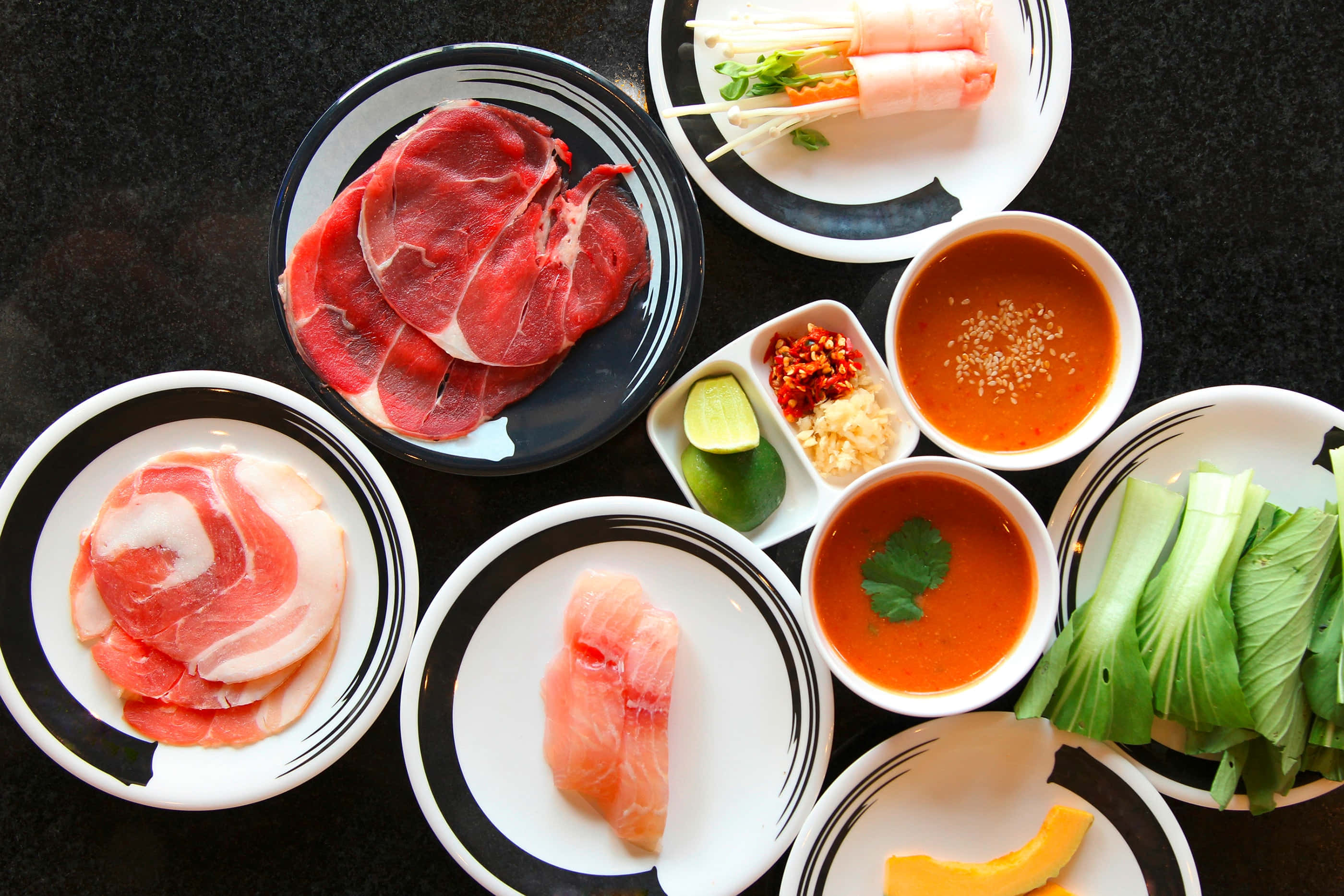 Shabu-shabu, raw meats, fish, 2K Desktop Wallpaper